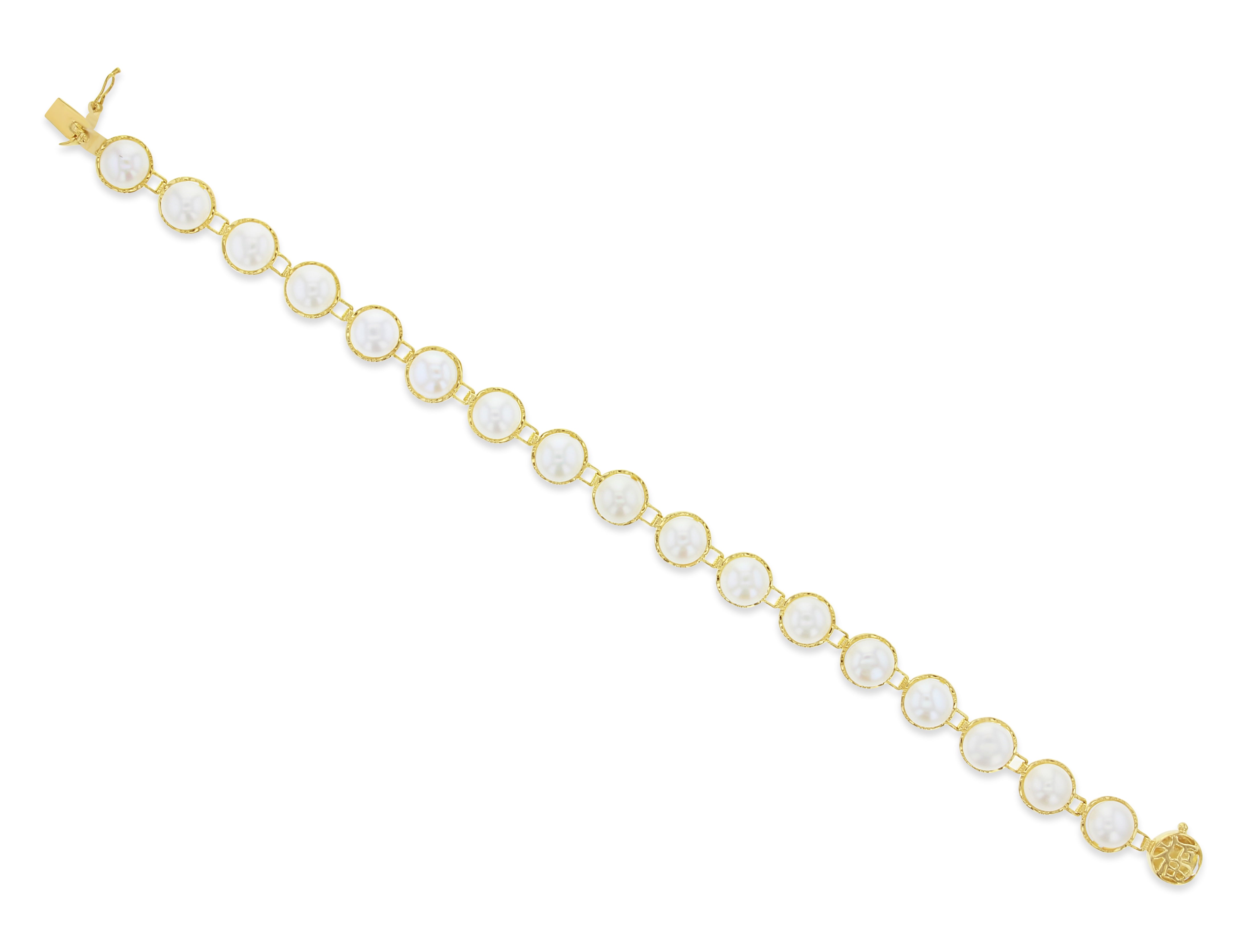 Pulsera de perlas de 6 mm con adorno dorado Oro amarillo de 14 k