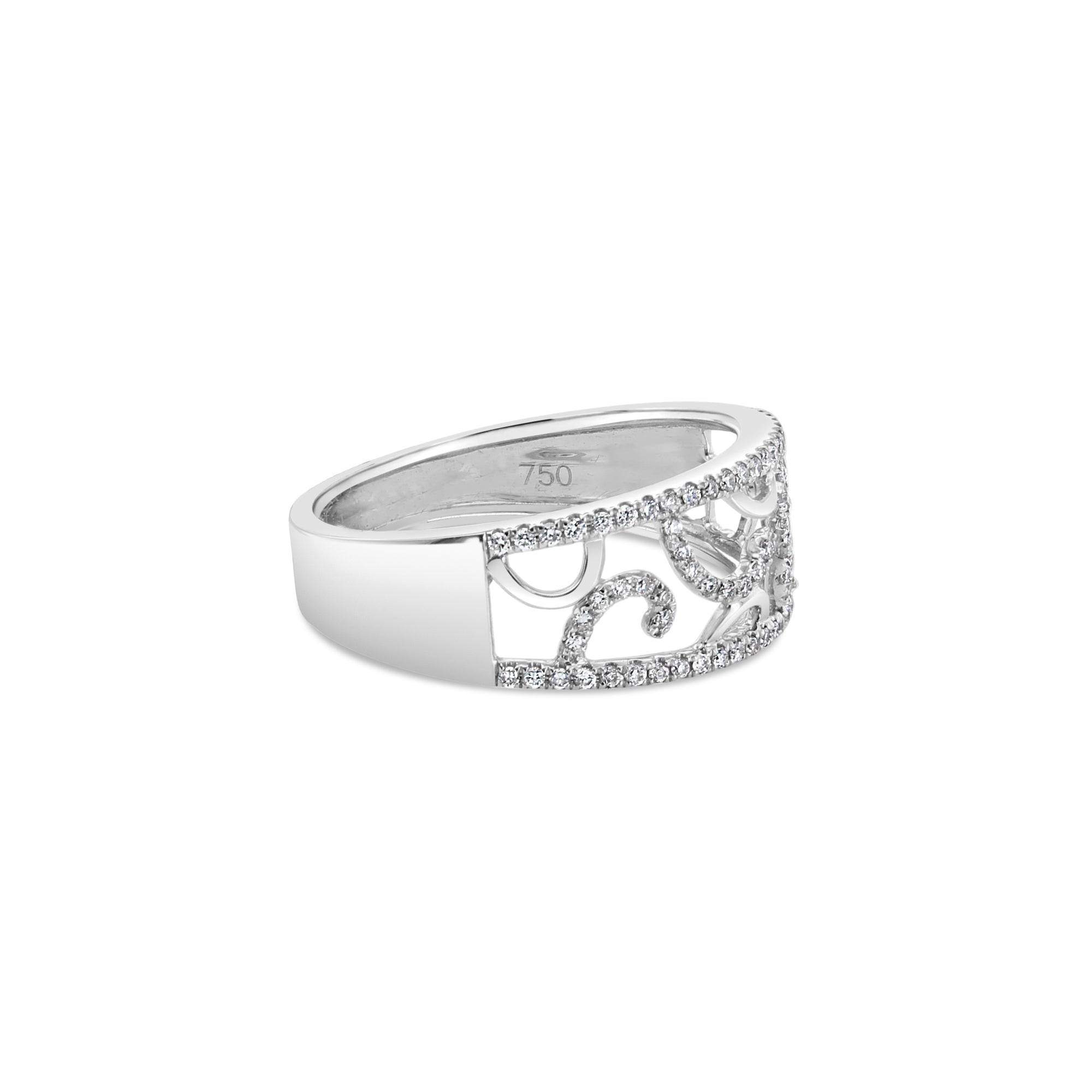 Anillo de diamantes estilo antiguo en oro blanco de 18 k