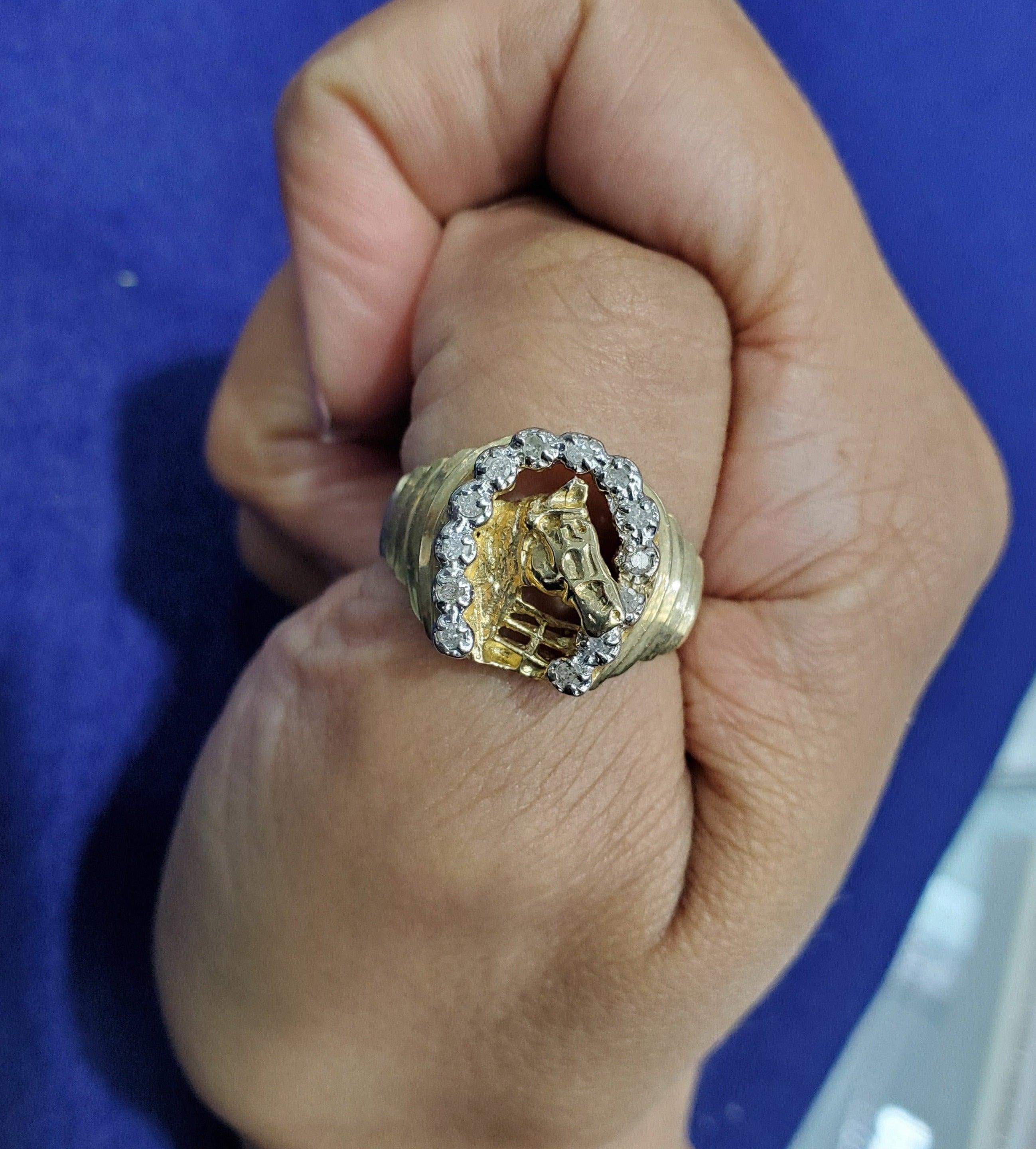 Lucky Horseshoe Horse Head Diamond Ring