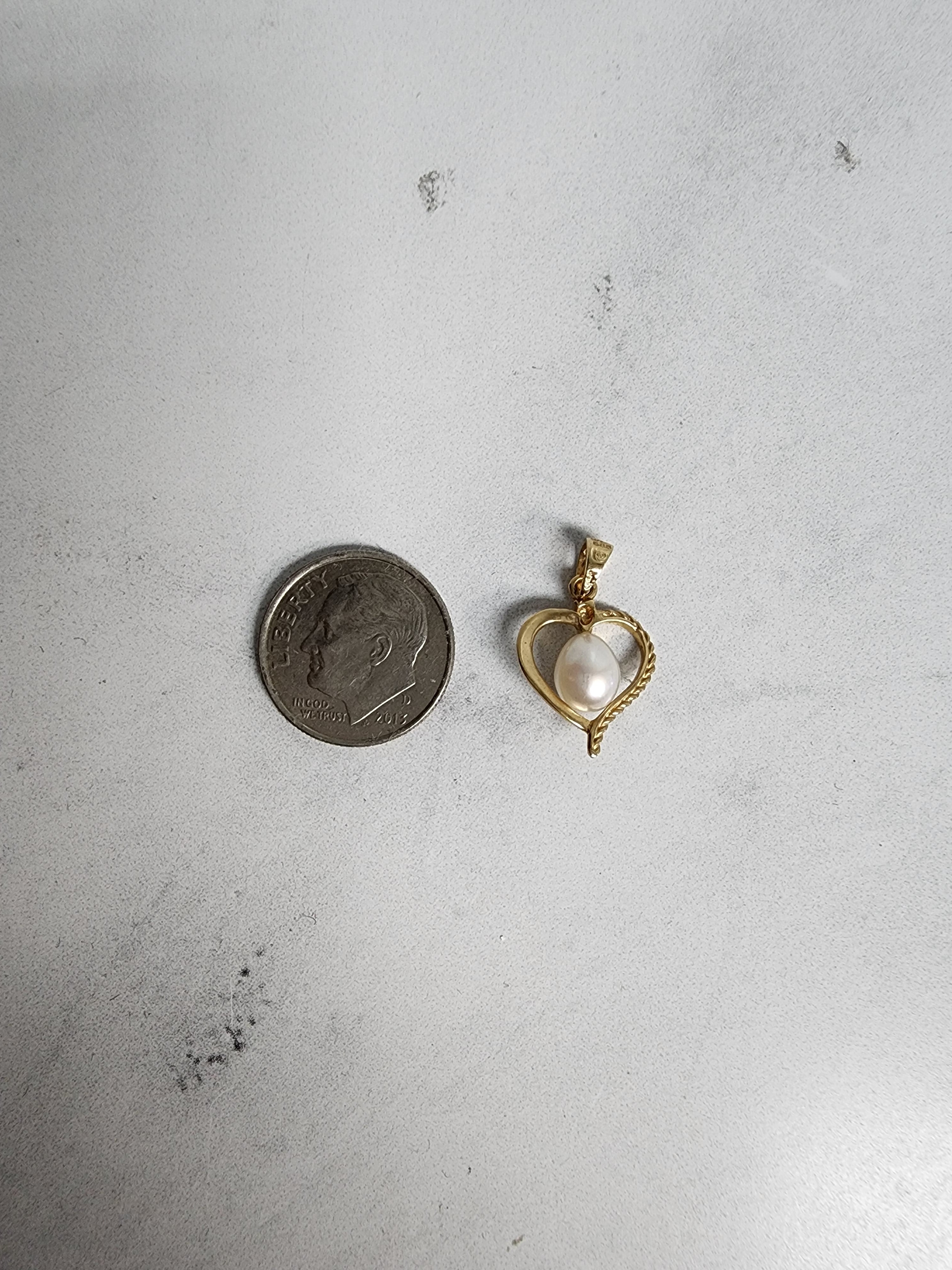Heart Shaped Necklace with Pearl Center