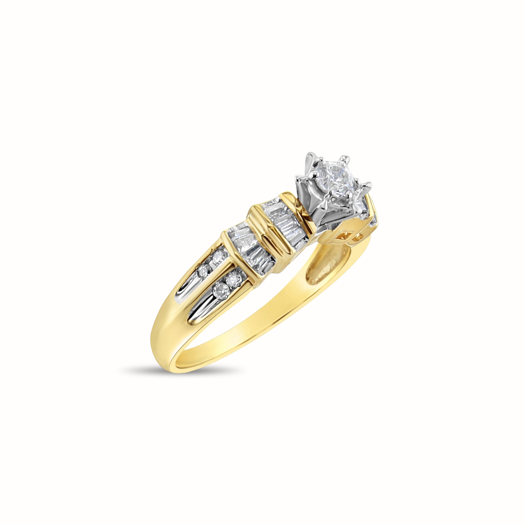 Anillo de compromiso de diamantes estilo vintage en oro de dos tonos de 14 k