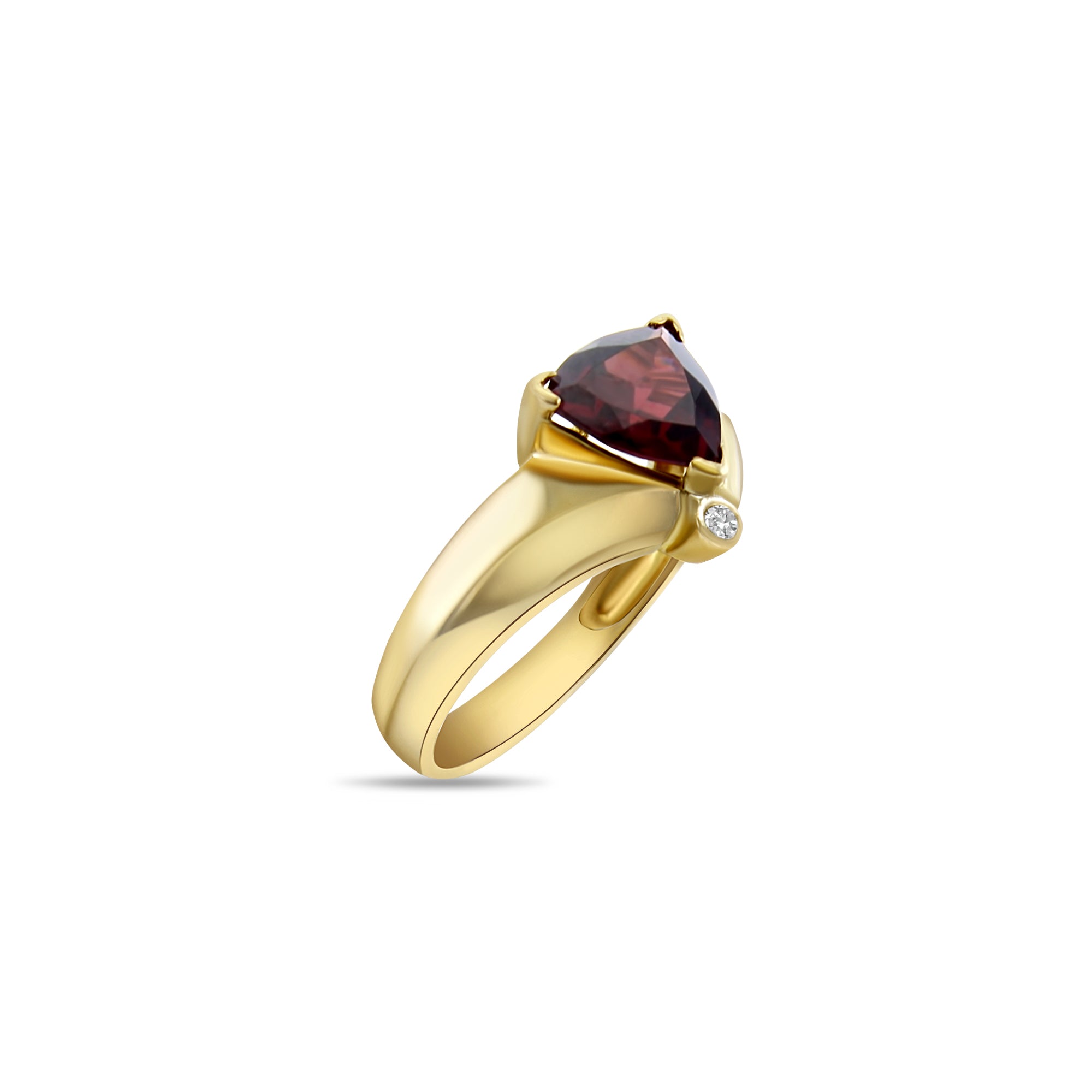 Anillo de granate de talla trillante en oro amarillo de 14 k