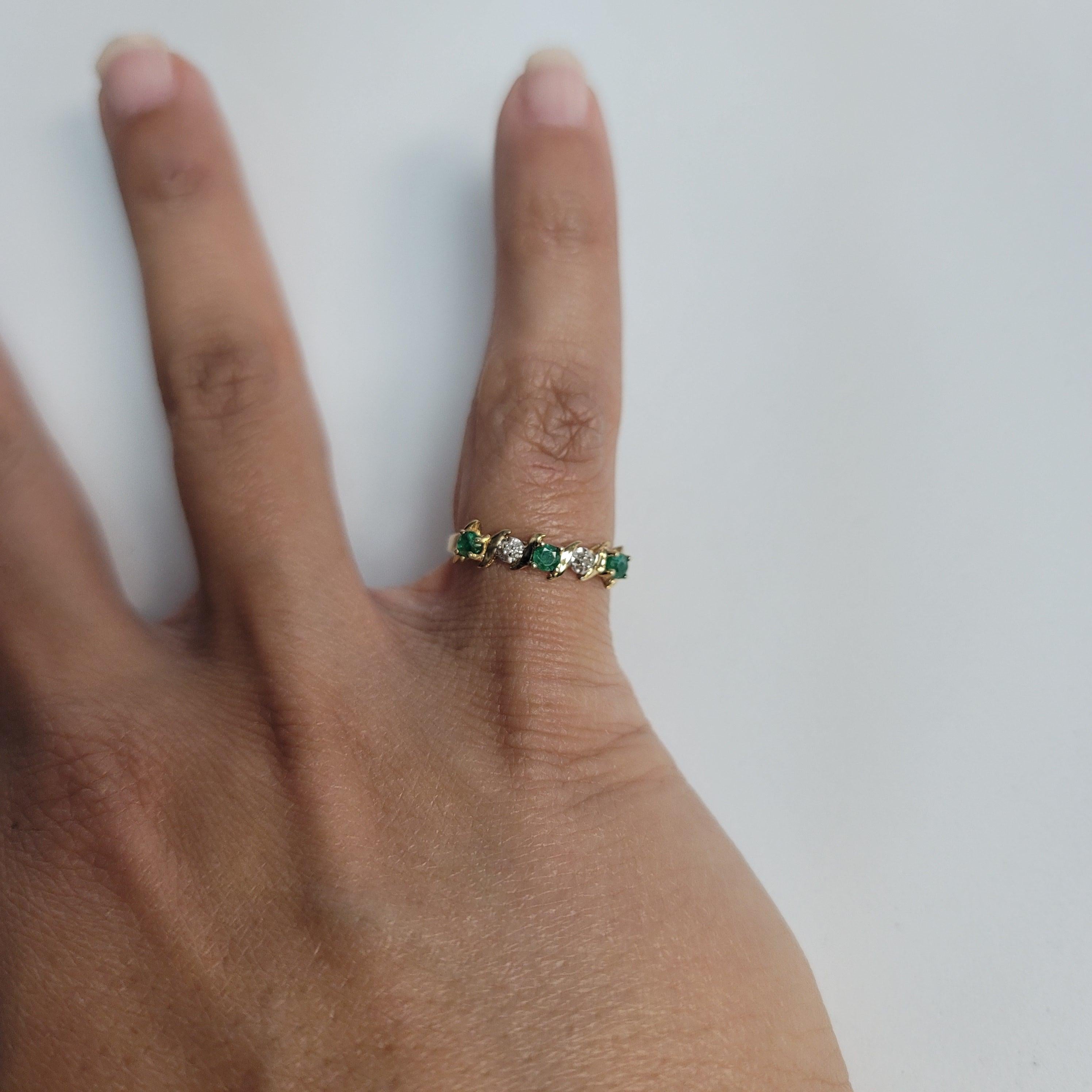 S Style Emerald & Diamond Ring .15cttw 10k Yellow Gold