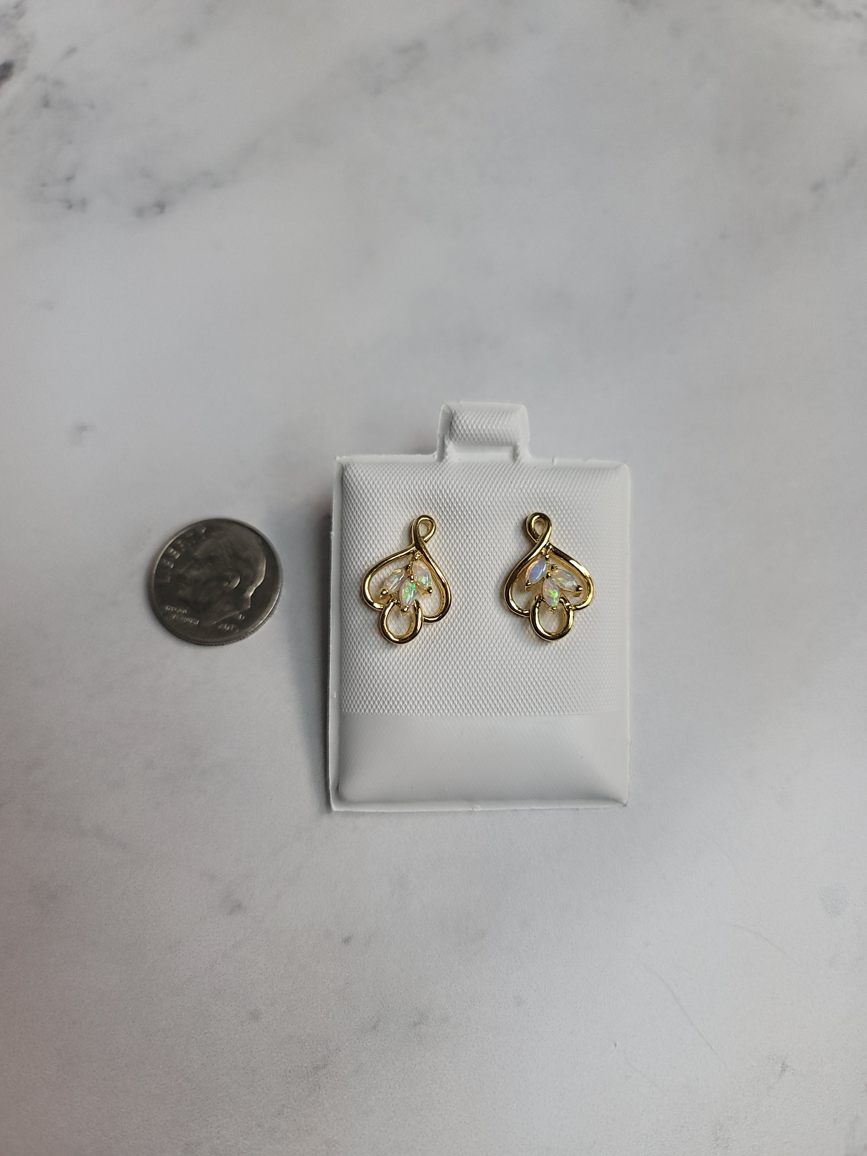 Pendientes de racimo de ópalo marquesa en oro amarillo de 14 k