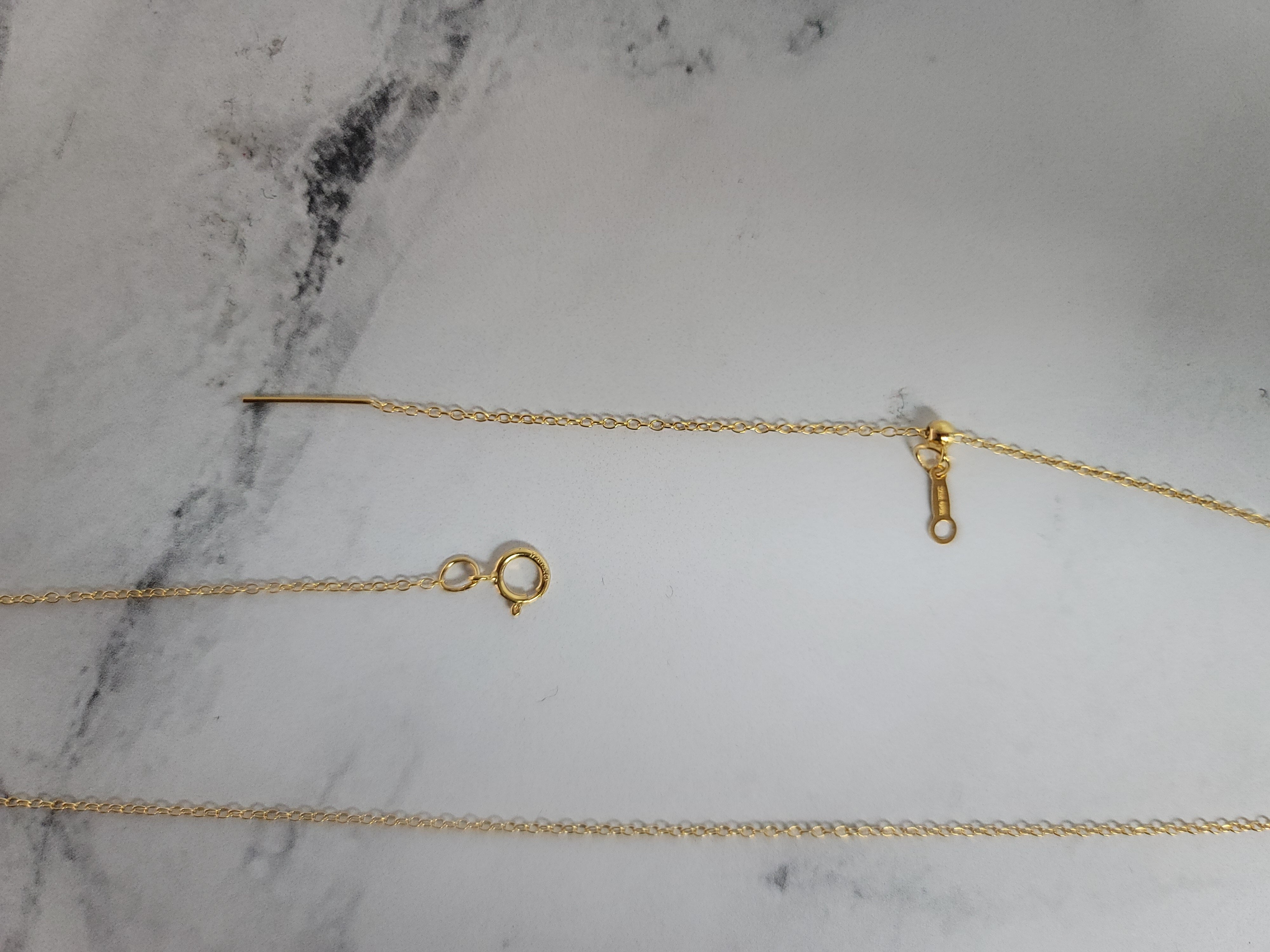 Cadena con enhebrador de cuentas rellena de oro amarillo de 14 k