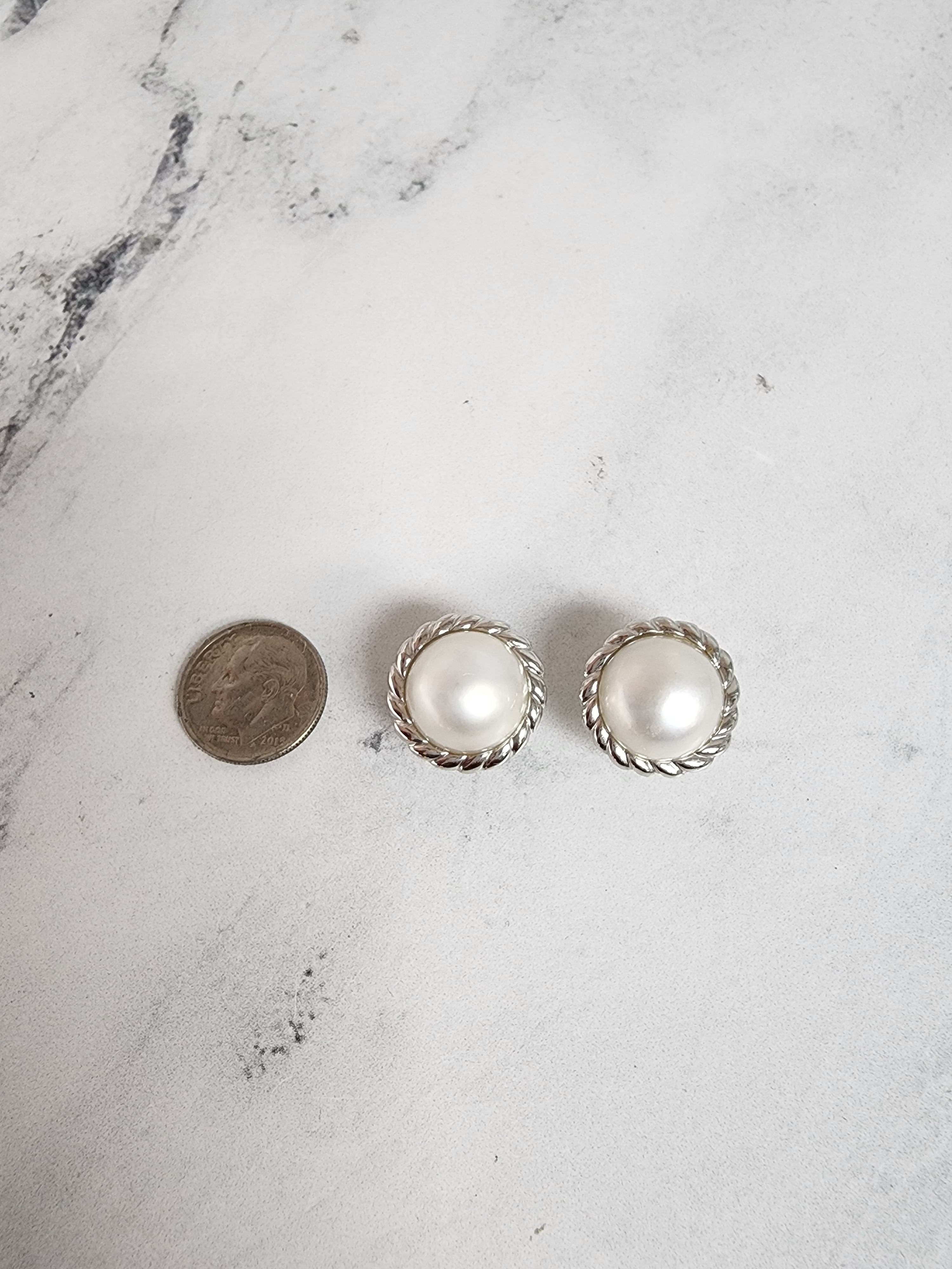 17MM Mobe Omega Back Earrings 14k White Gold