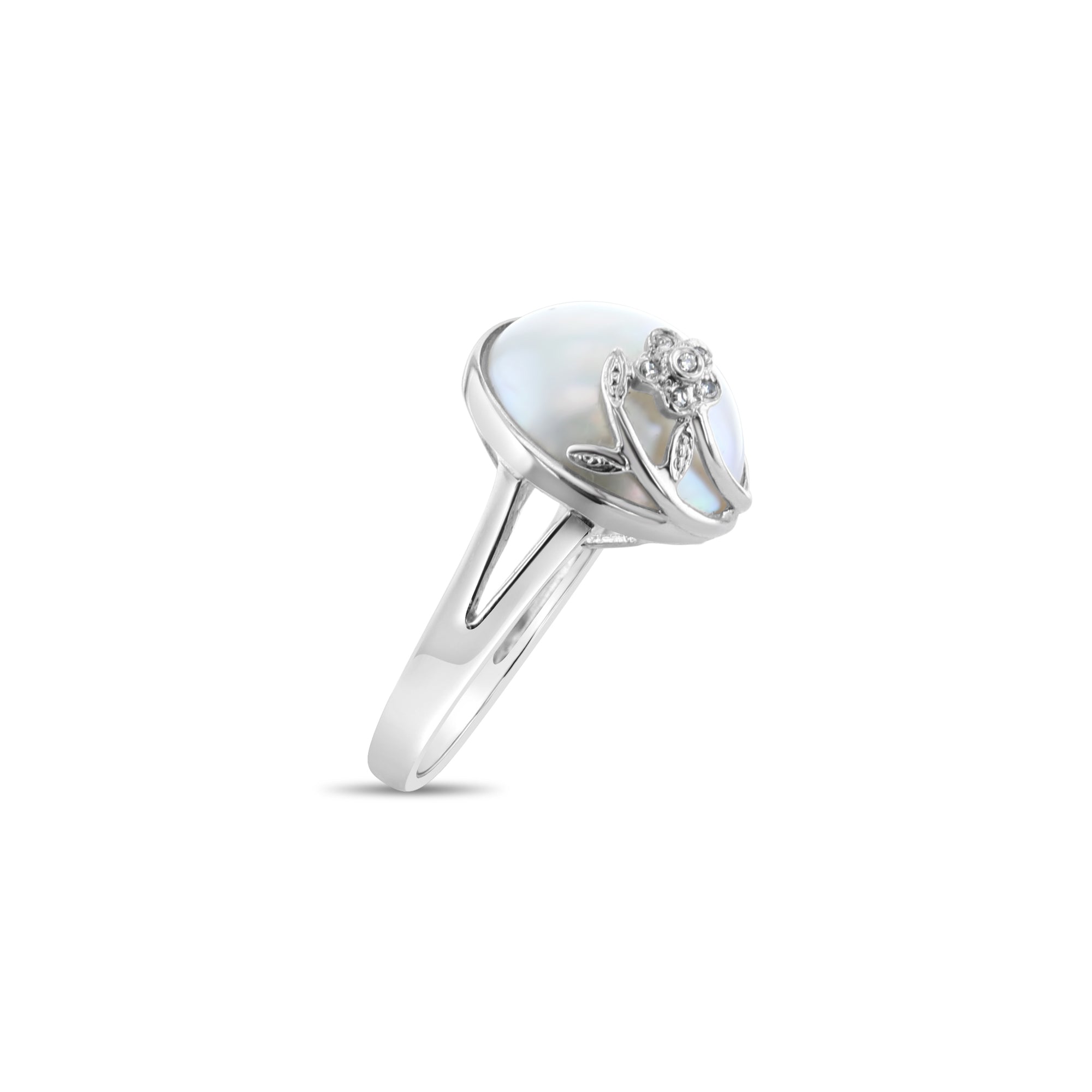 Bague en or blanc 14 carats avec diamants et perles Mabe