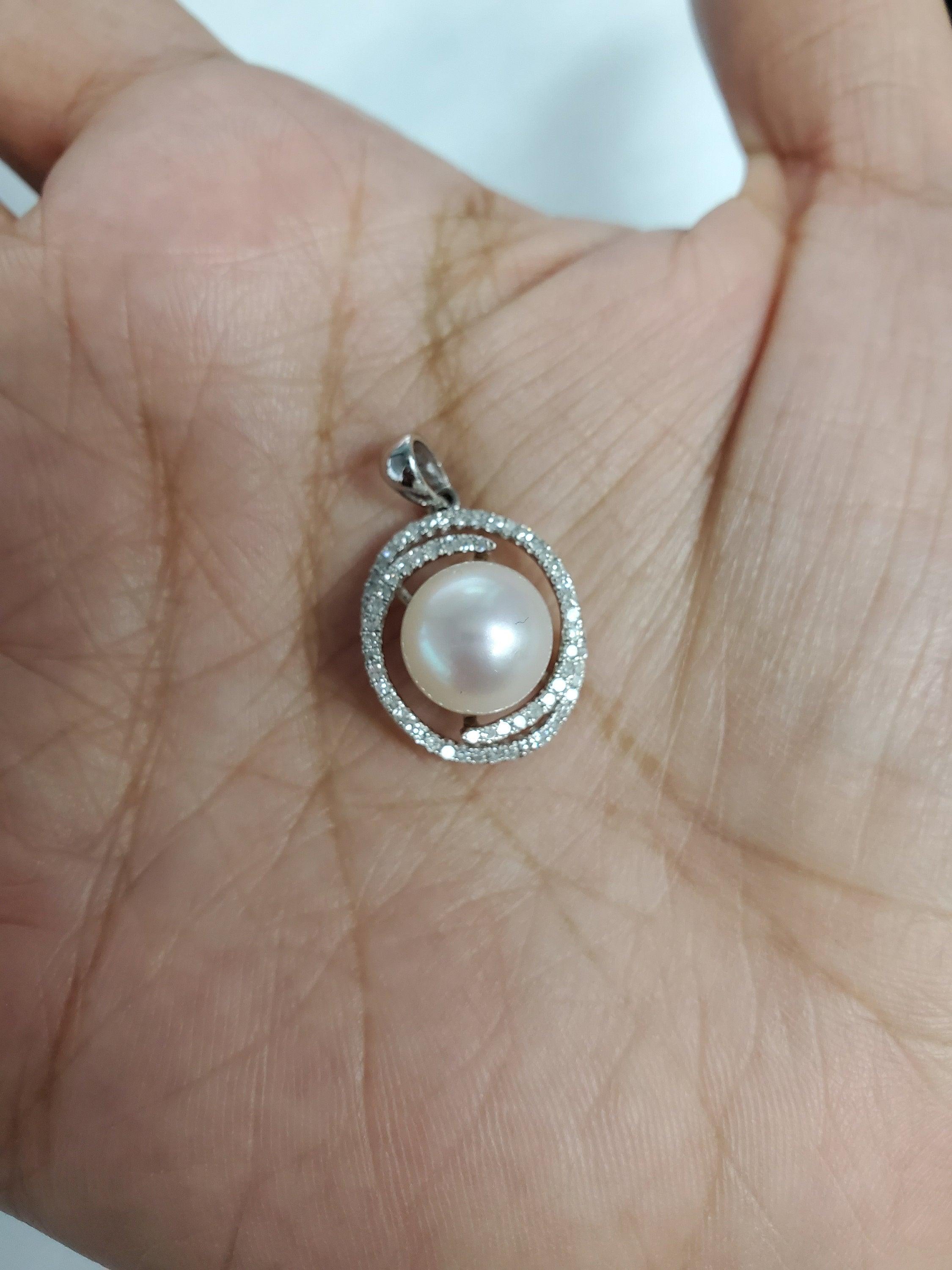 10MM Freshwater Pearl Diamond Necklace