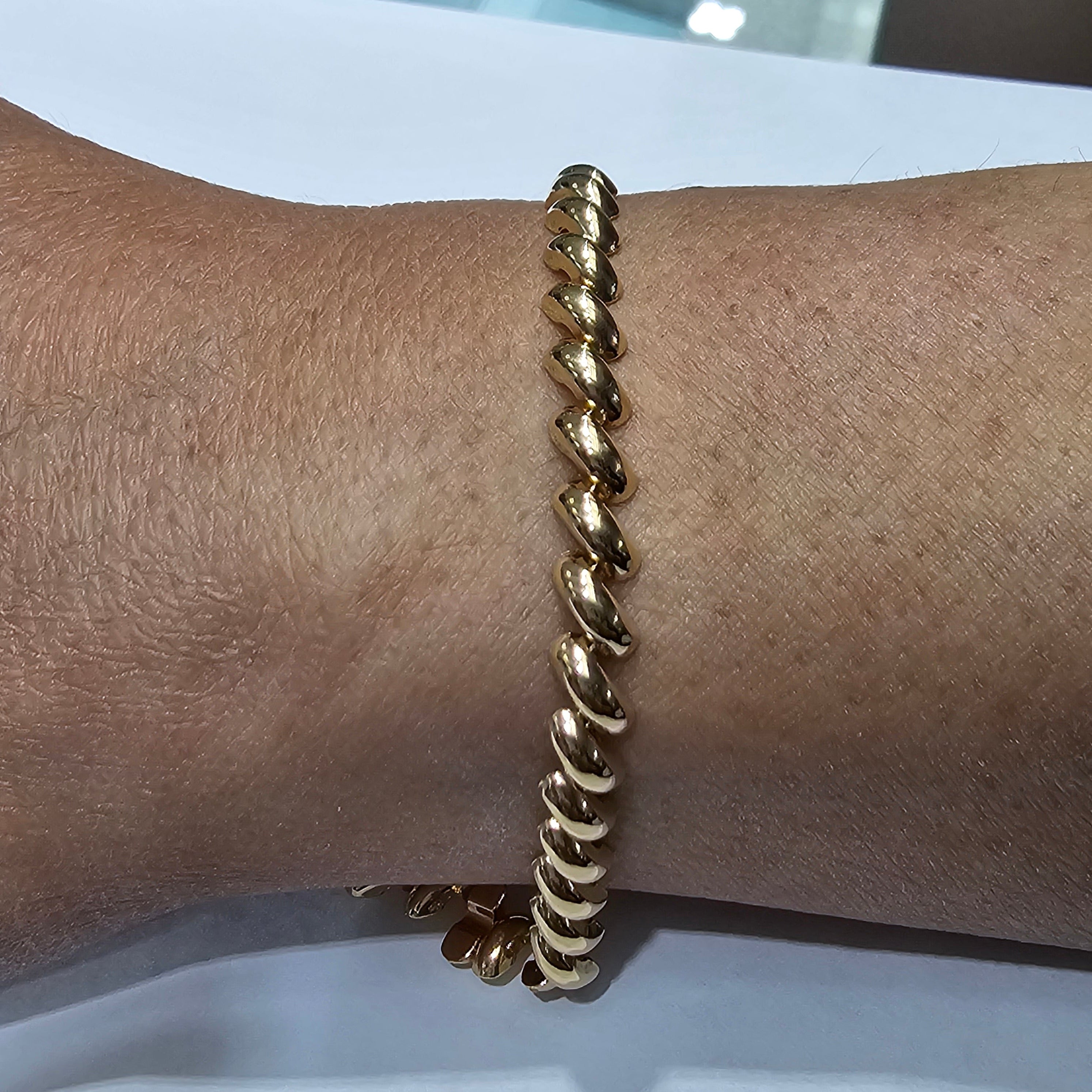 Pulsera de eslabones de oro San Marco pulido de 5 mm en oro amarillo de 14 k