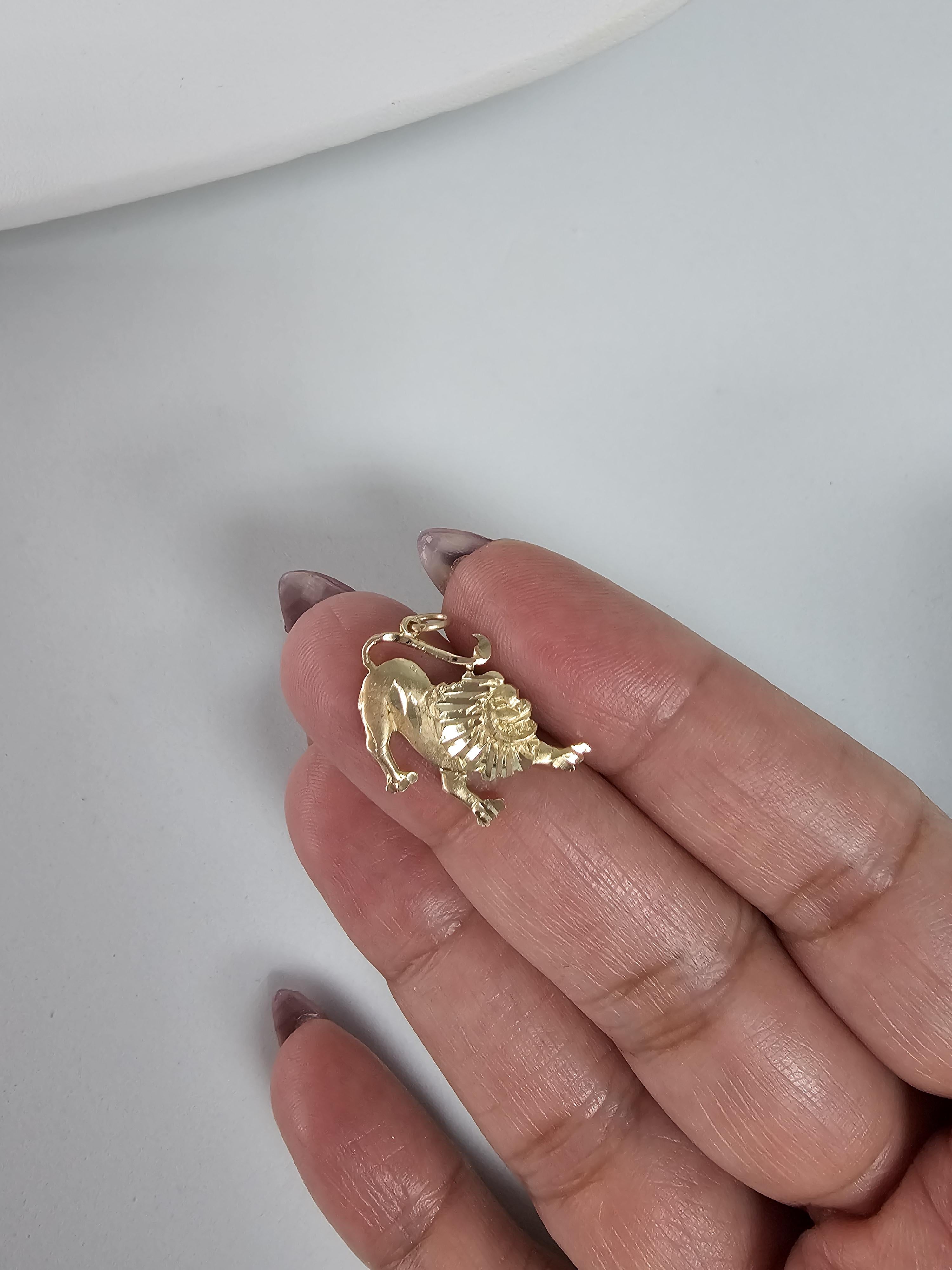 Lion Charm with Diamond Cuts 10k Yellow Gold