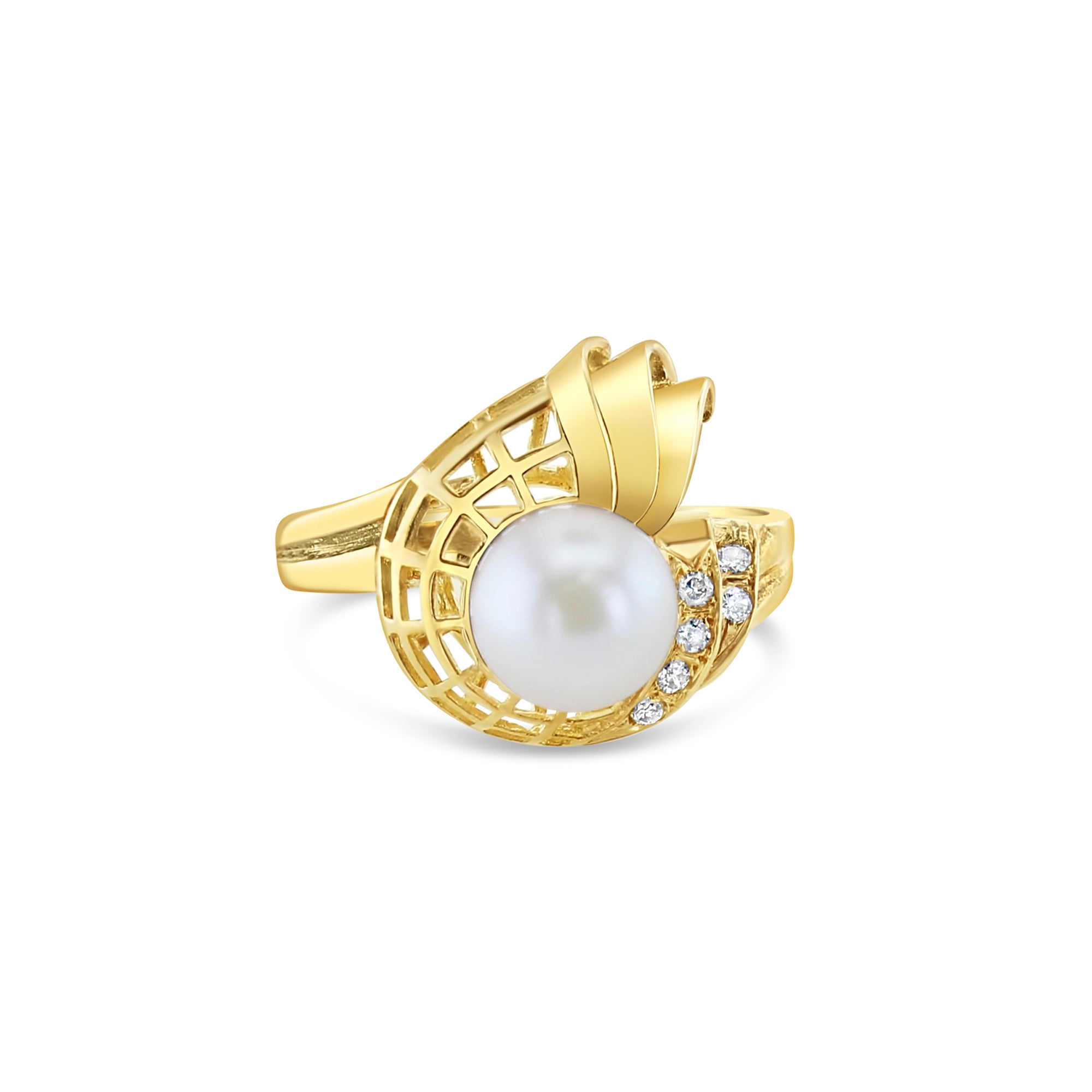 Seashell Shaped Diamond Pearl Ring 14k Yellow Gold