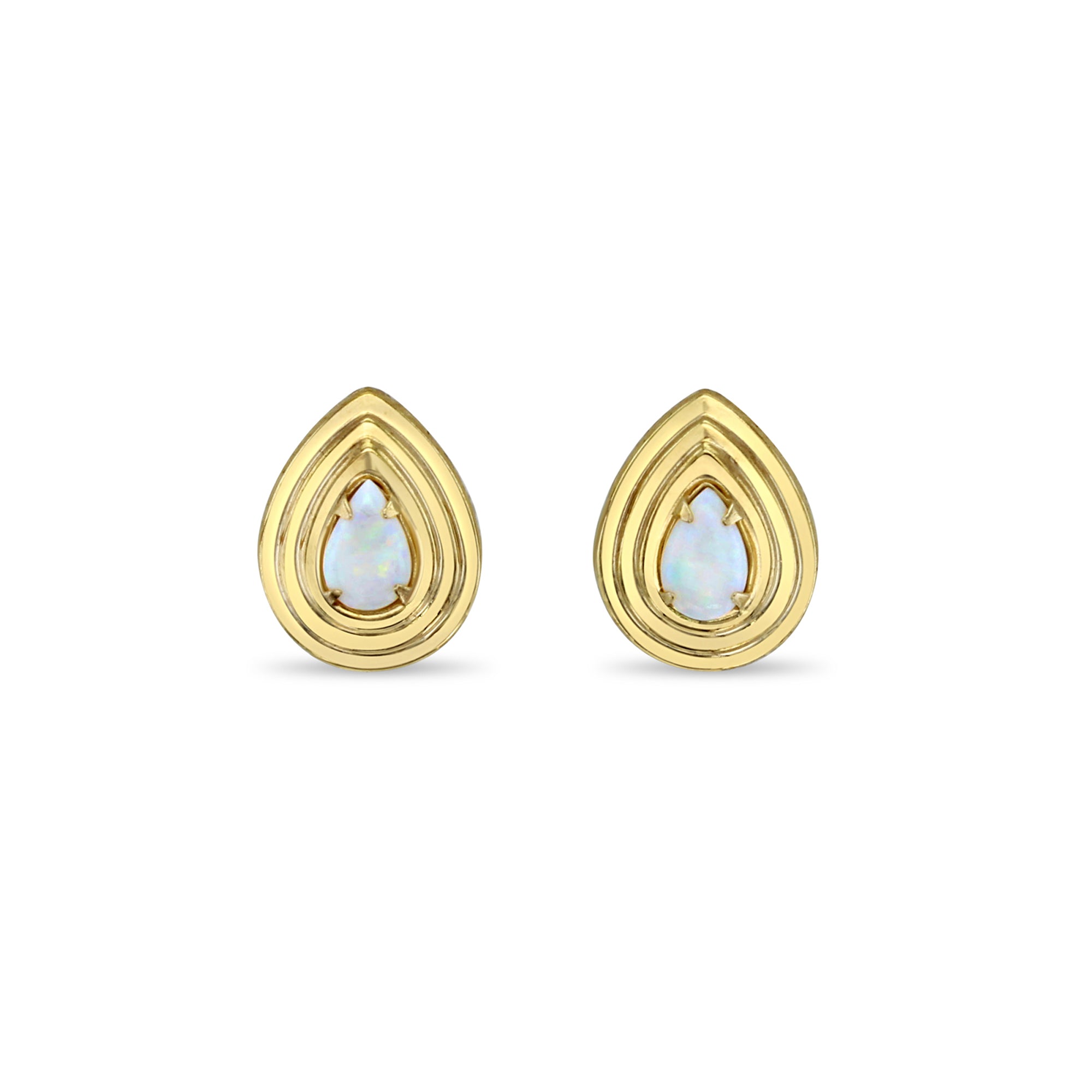 Boucles d'oreilles en forme de poire avec opale en or jaune 14 carats