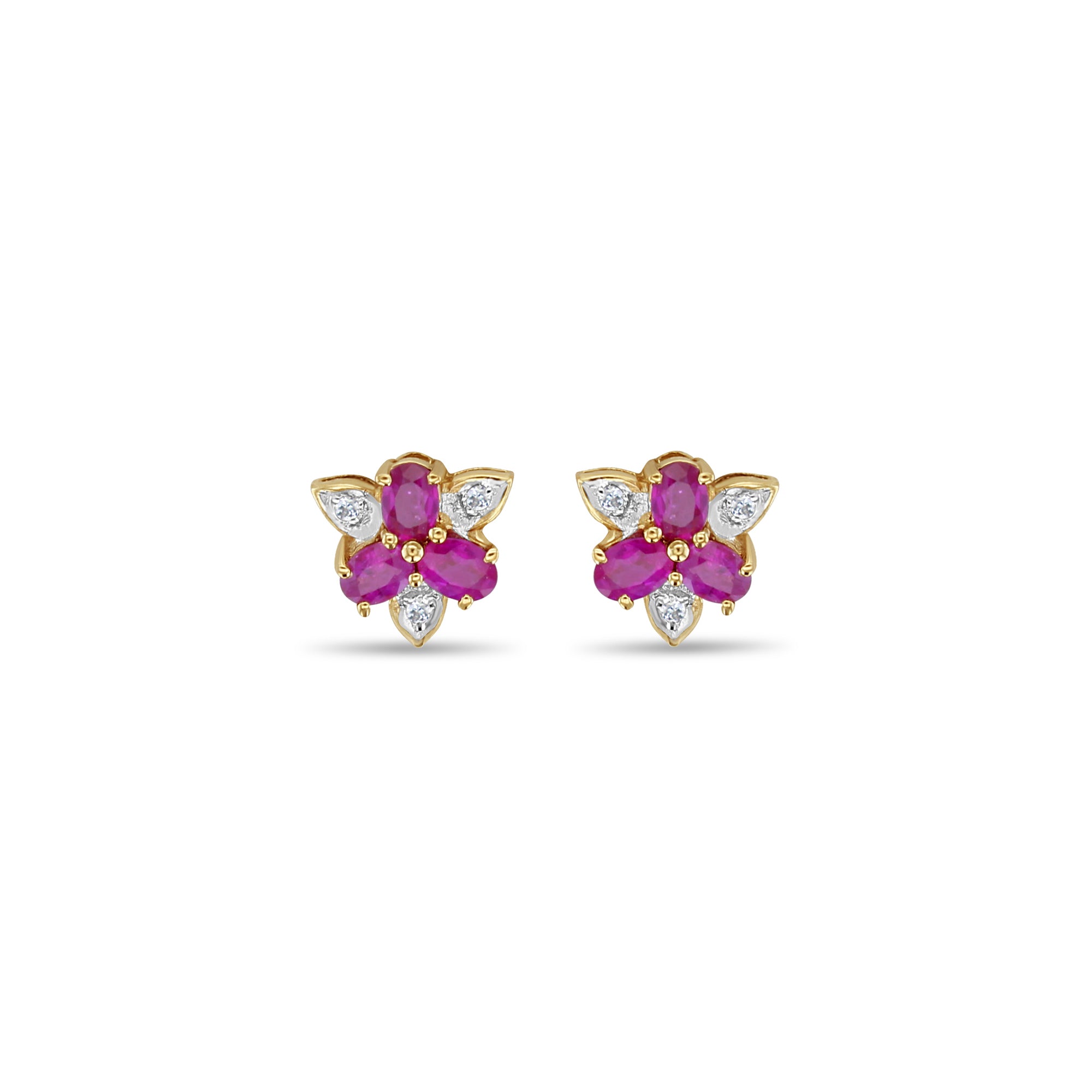 Boucles d'oreilles à clous pavées en forme de fleur avec diamants et rubis