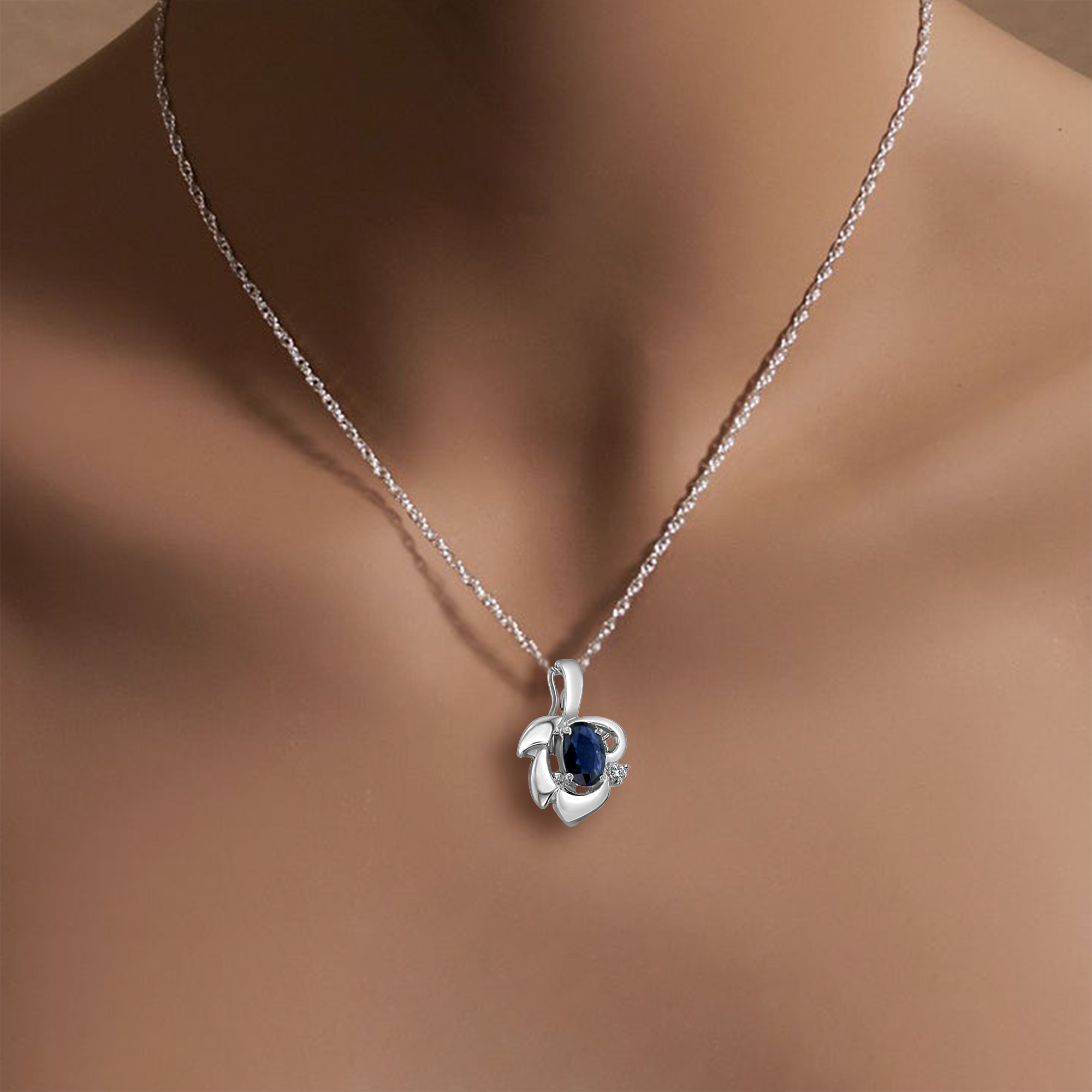 Oval Sapphire White Gold Necklace