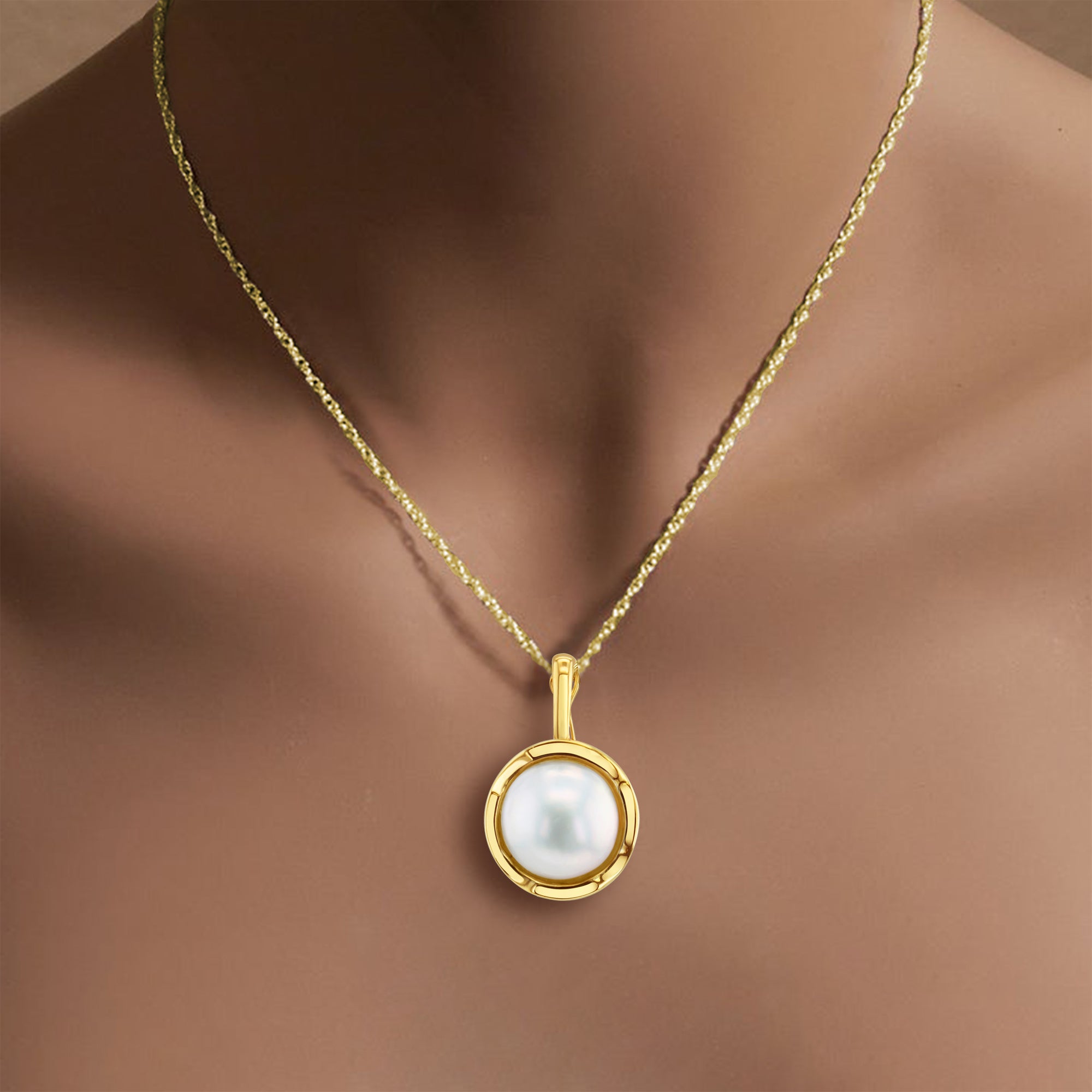 Mabe Pearl Necklace with Up & Down Polished Bezel