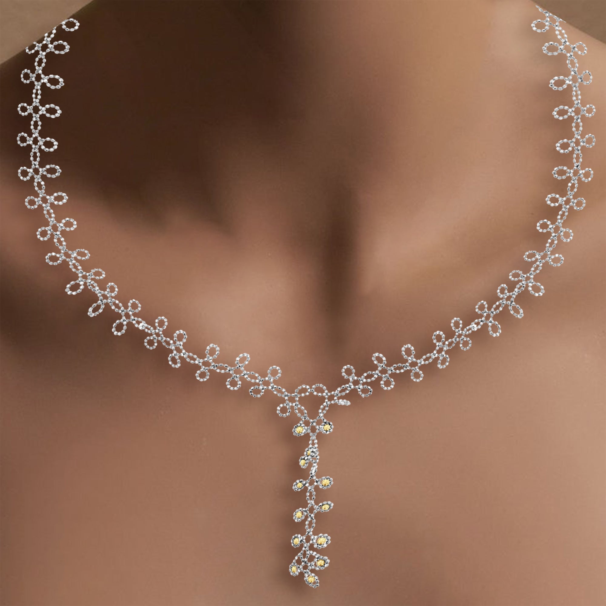 Collier en forme de goutte avec perles en or jaune et blanc 14 carats