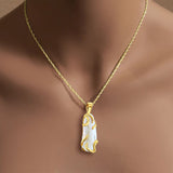 Rice Pearl Pendant with Gold Accents