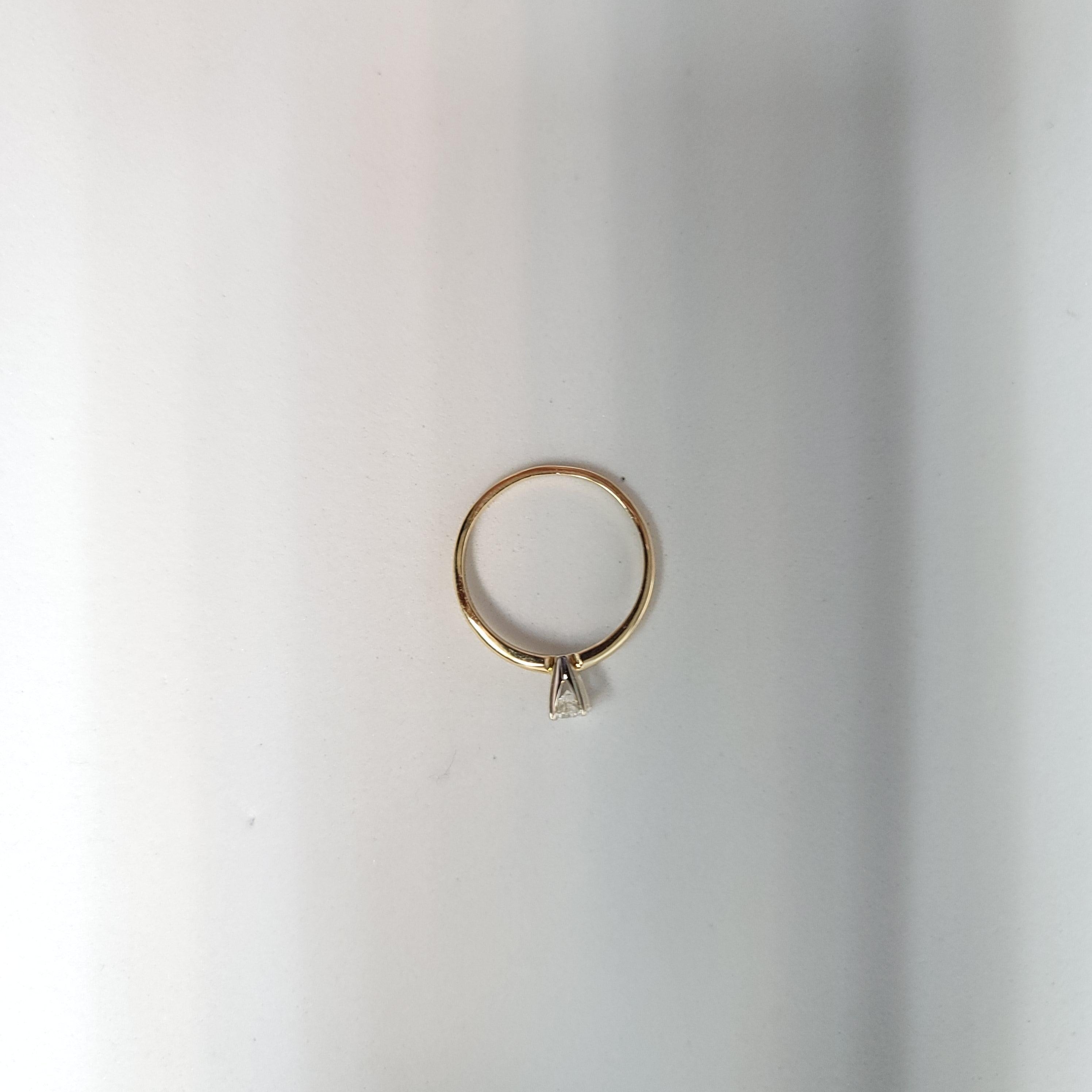 Quarter Carat Solitaire Diamond Engagement Ring