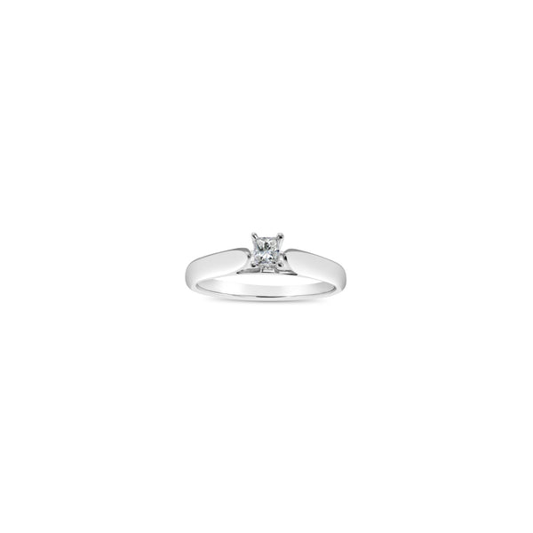 Quarter Carat Solitaire Diamond Engagement Ring