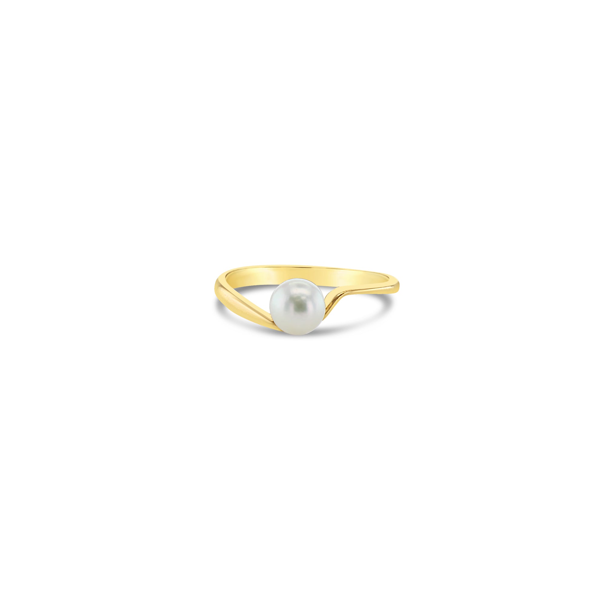 Anillo de perla solitaria de 5 mm en oro amarillo de 14 k