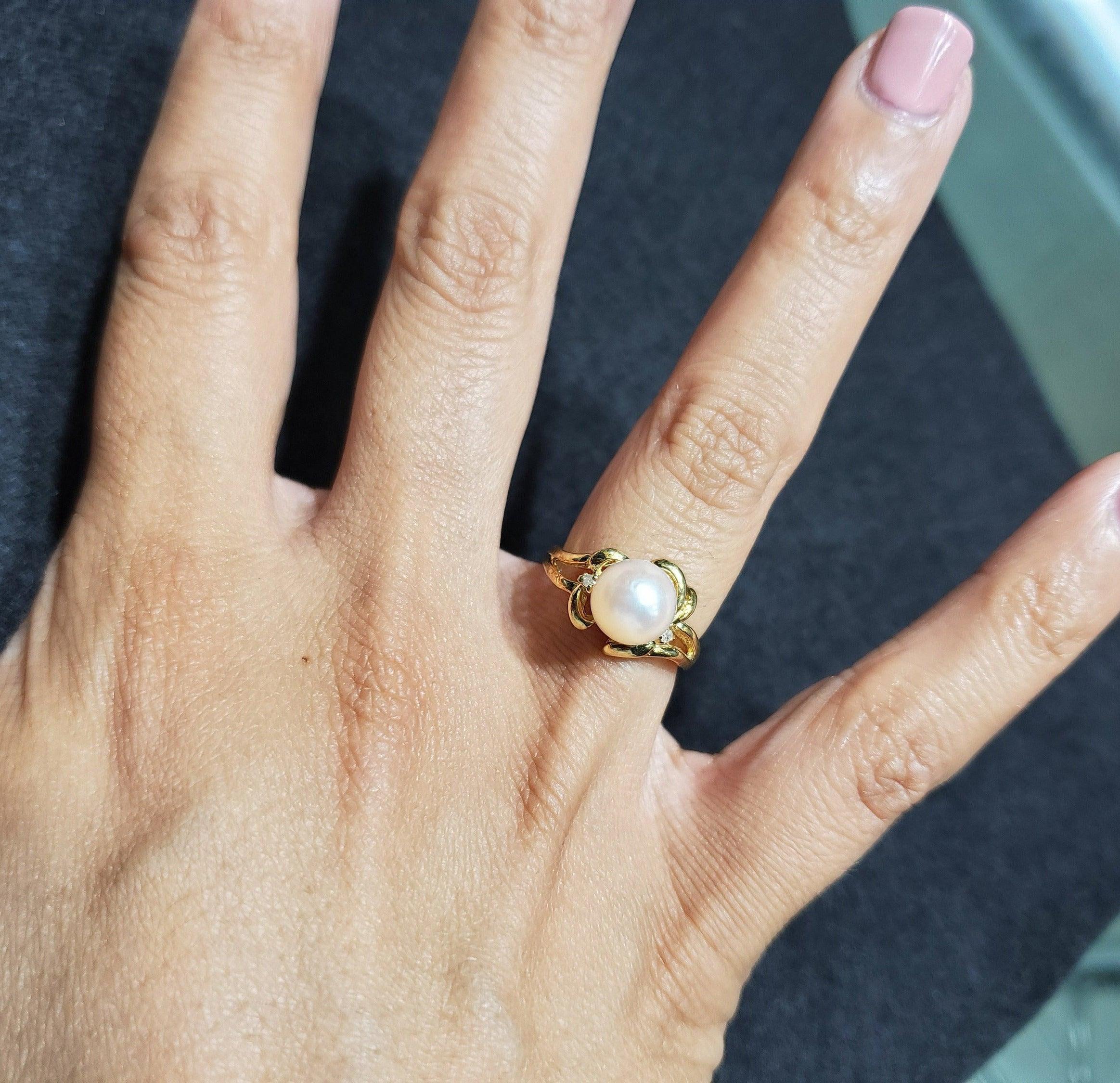 Solitaire 8MM Pearl Ring with Diamond 14k Yellow Gold Ring