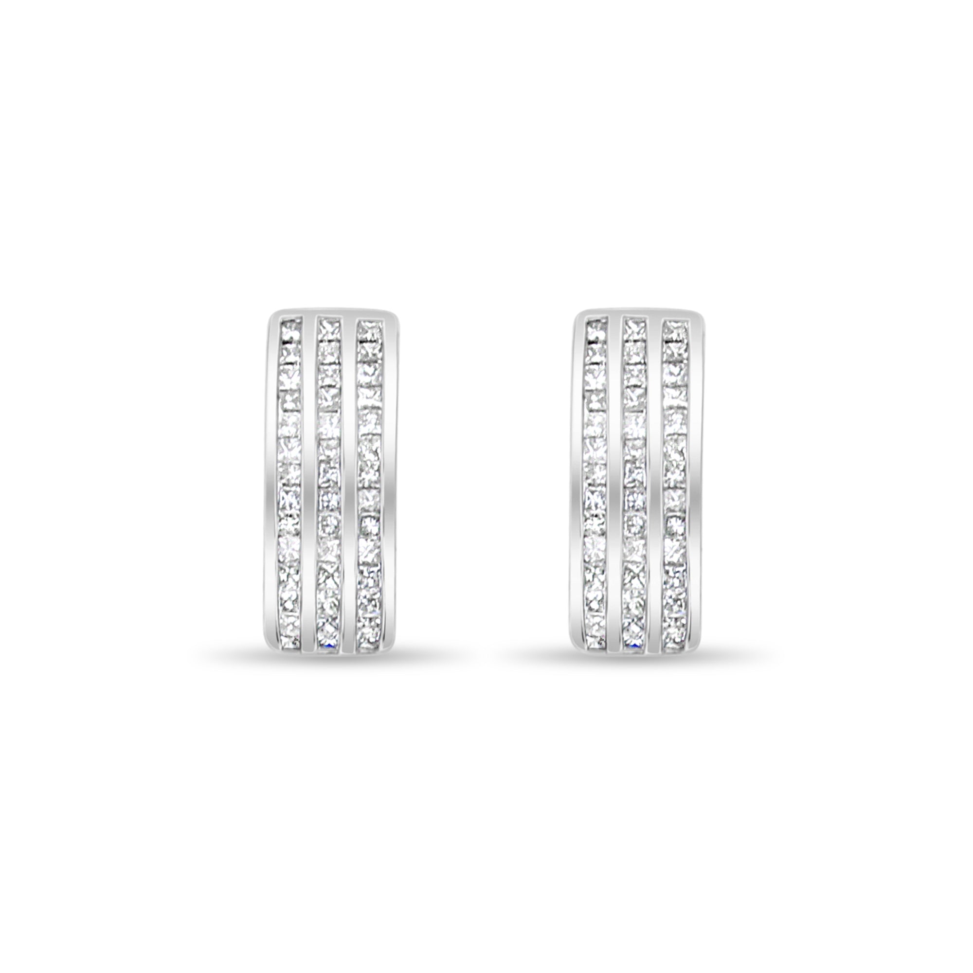 Boucles d'oreilles en or blanc 14 carats avec diamants taille princesse 1,50 ct