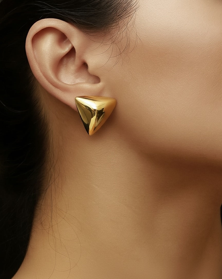 Detailed Vertical Quilted Large Round Earrings