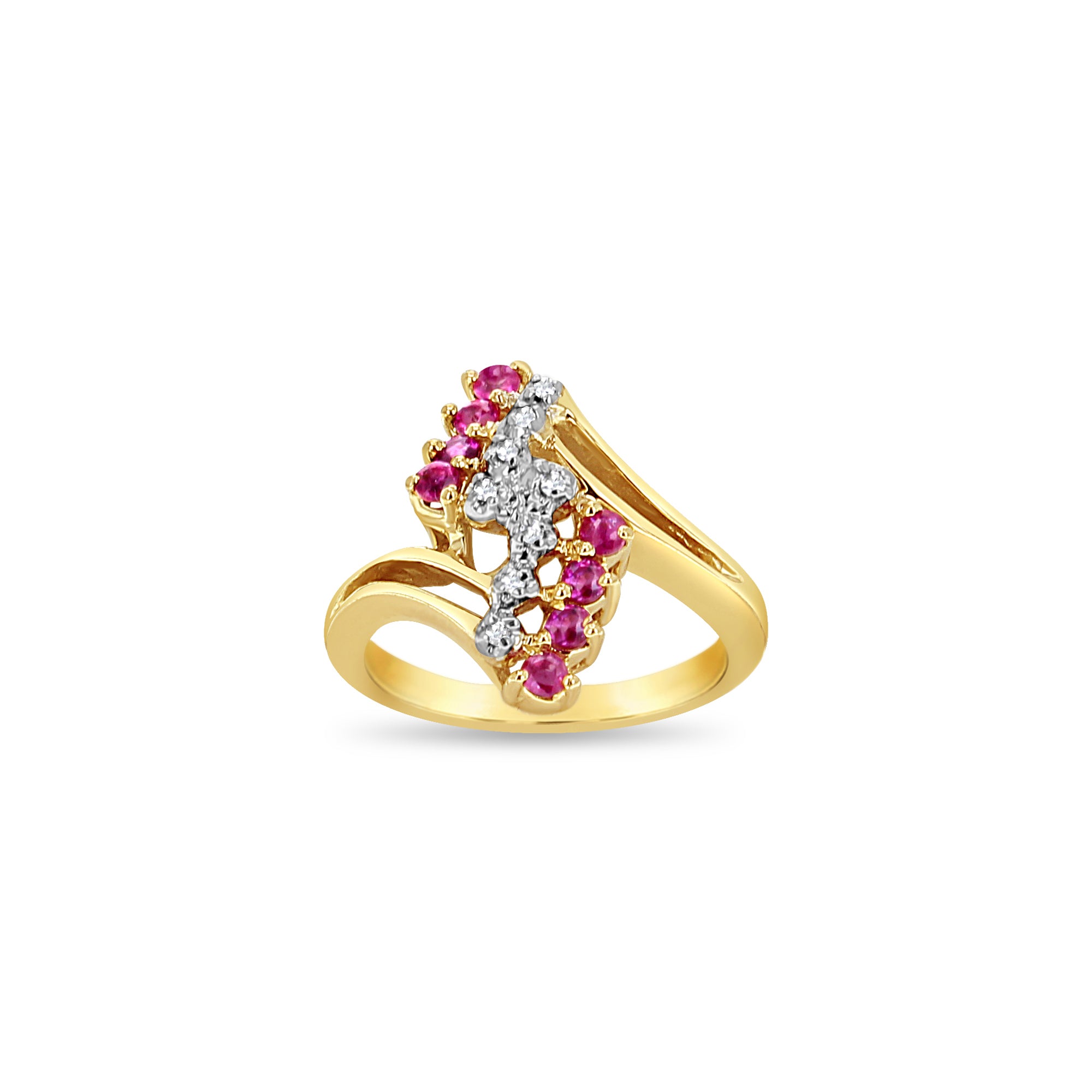 Bague en or jaune 14 carats avec rubis et diamants