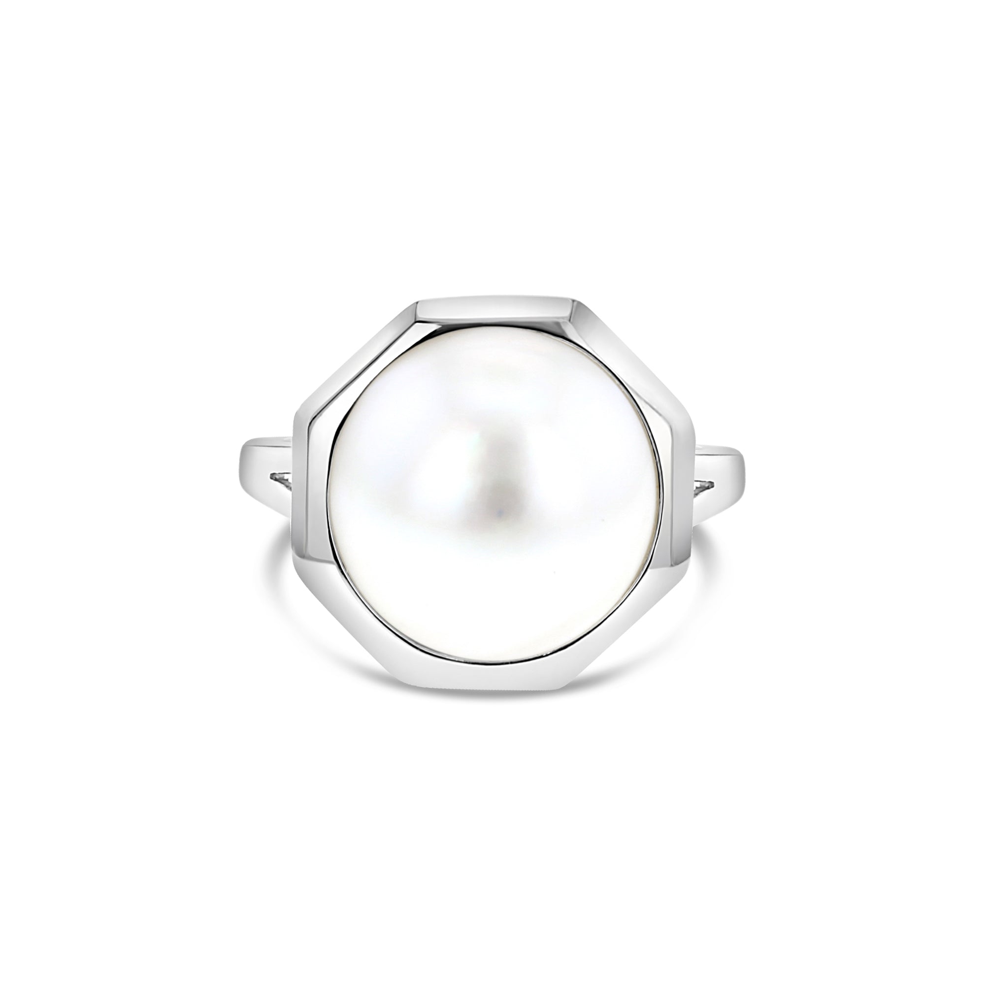 Anillo de perla Mabe en forma de octágono de 13 mm en oro blanco de 14 k