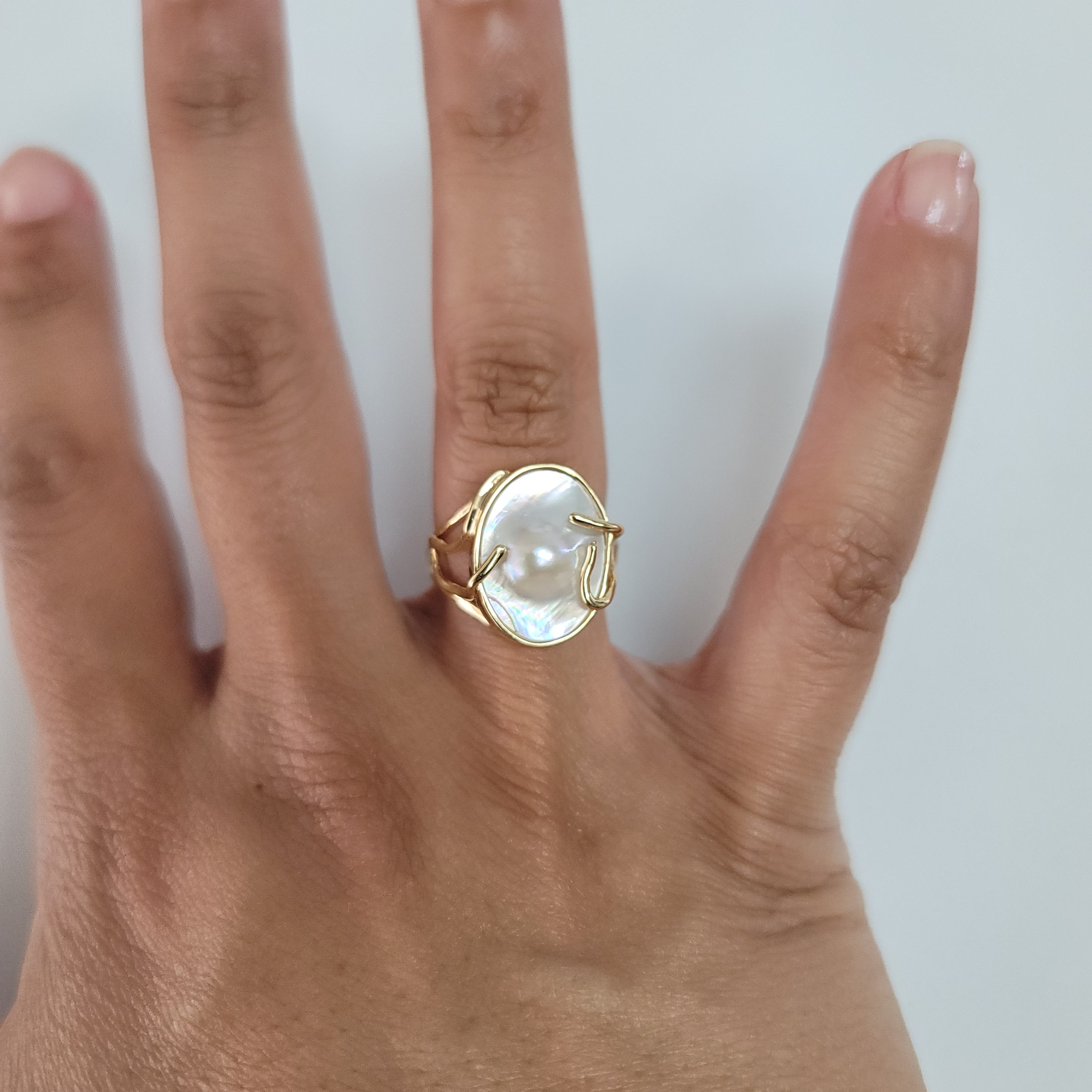 Mother of Pearl Ring 14k Yellow Gold