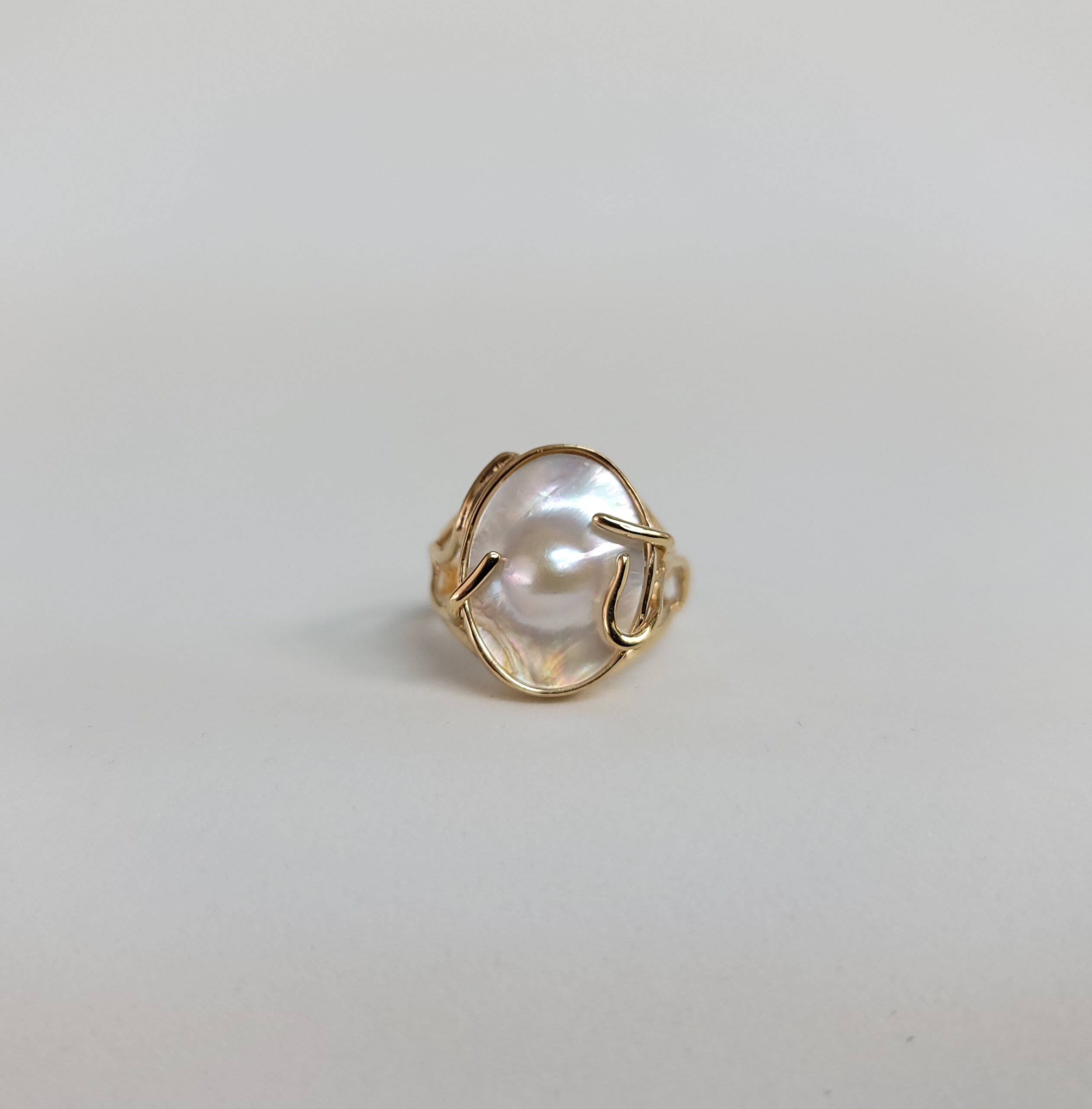 Mother of Pearl Ring 14k Yellow Gold