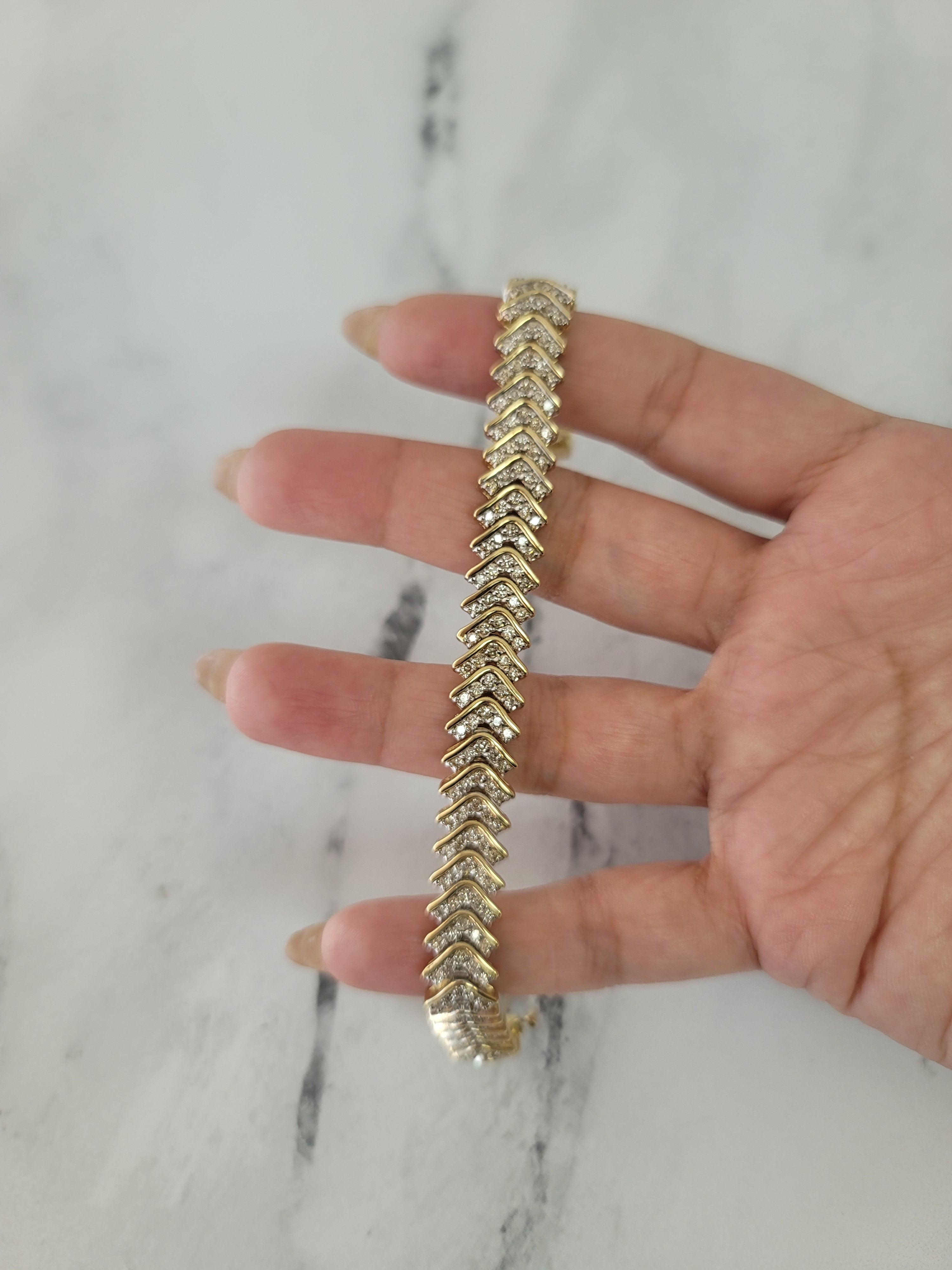 4.25cttw Diamond Bracelet