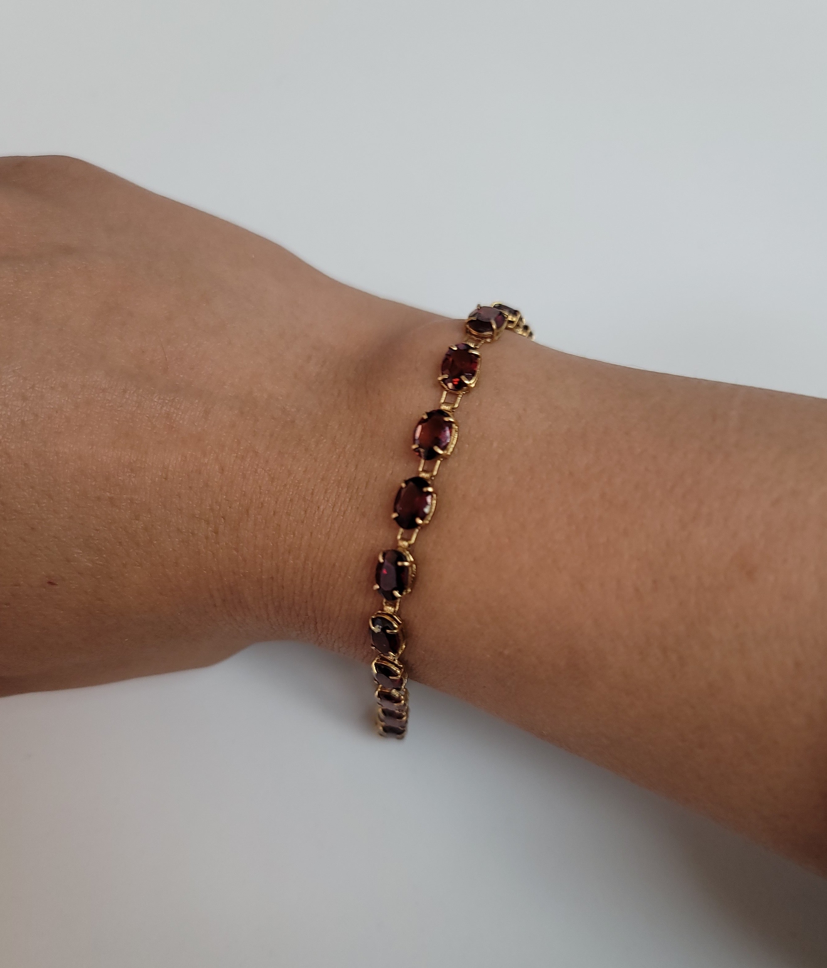 Oval Garnet Tennis Bracelet 21.00cttw 14k White or Yellow Gold