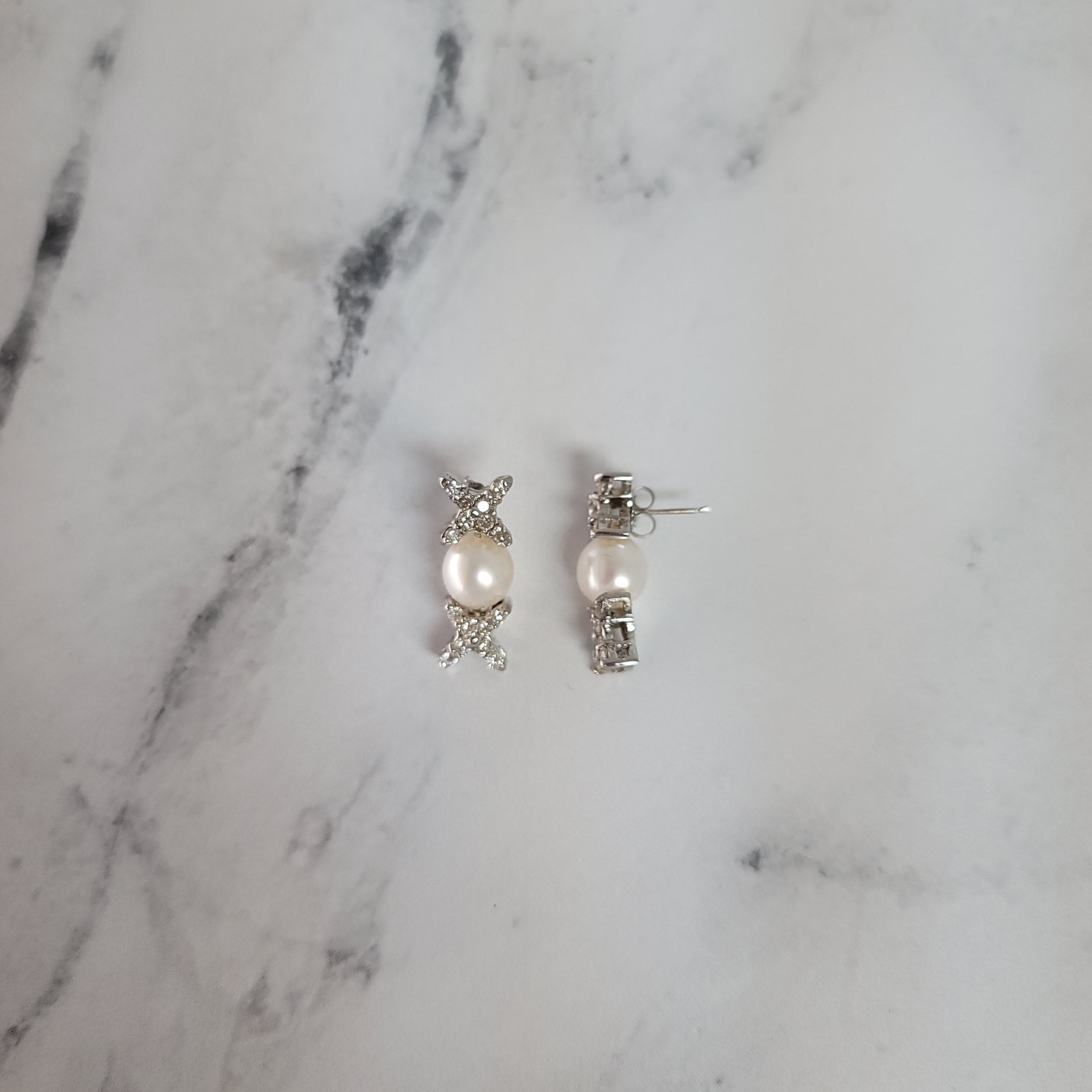 Freshwater Pearl Diamond Drop XOXO Earrings .75cttw 14k White Gold