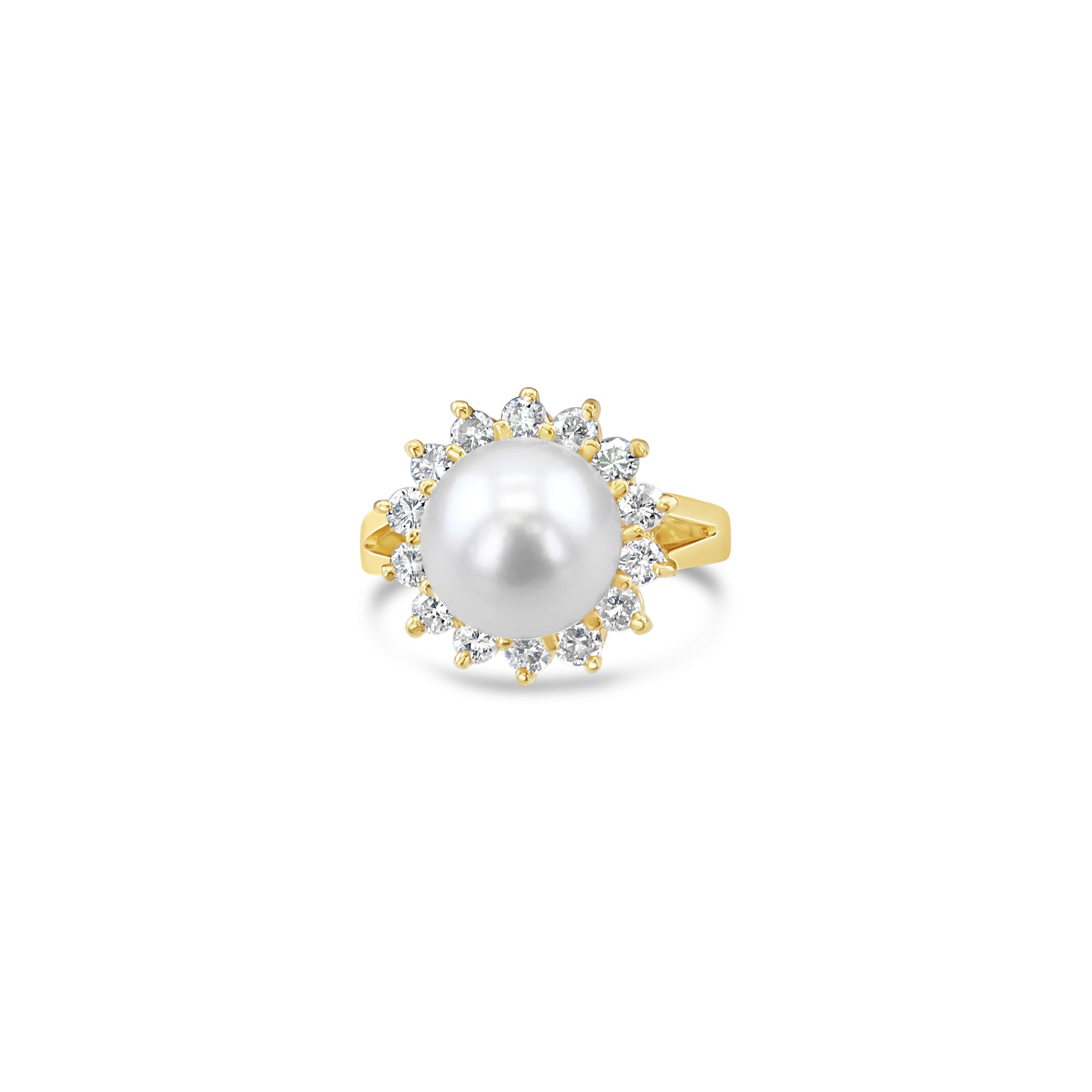 Anillo de diamantes con perla de agua dulce de 0,50 ct en oro amarillo de 14 quilates