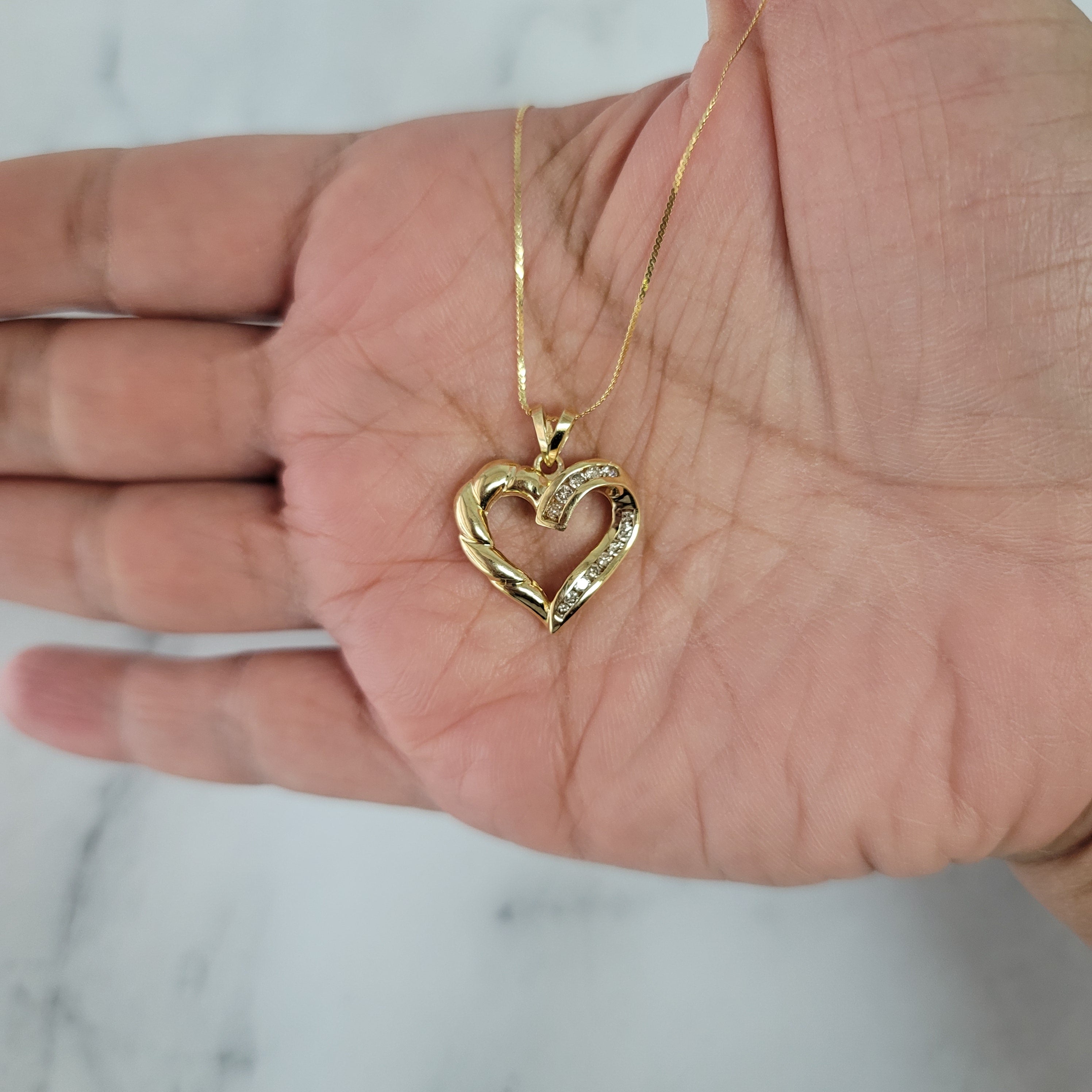 Twisted Diamond Heart Necklace .25cttw - 14k Yellow Gold