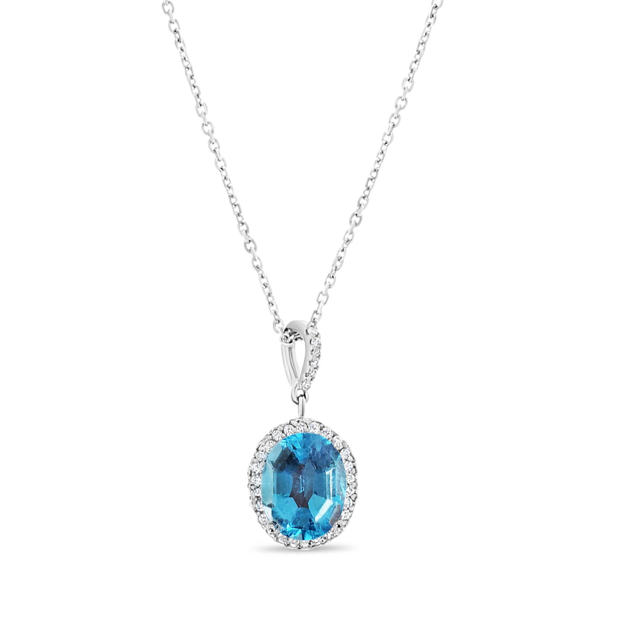 Collier halo de diamants avec topaze bleue en or blanc 14 carats