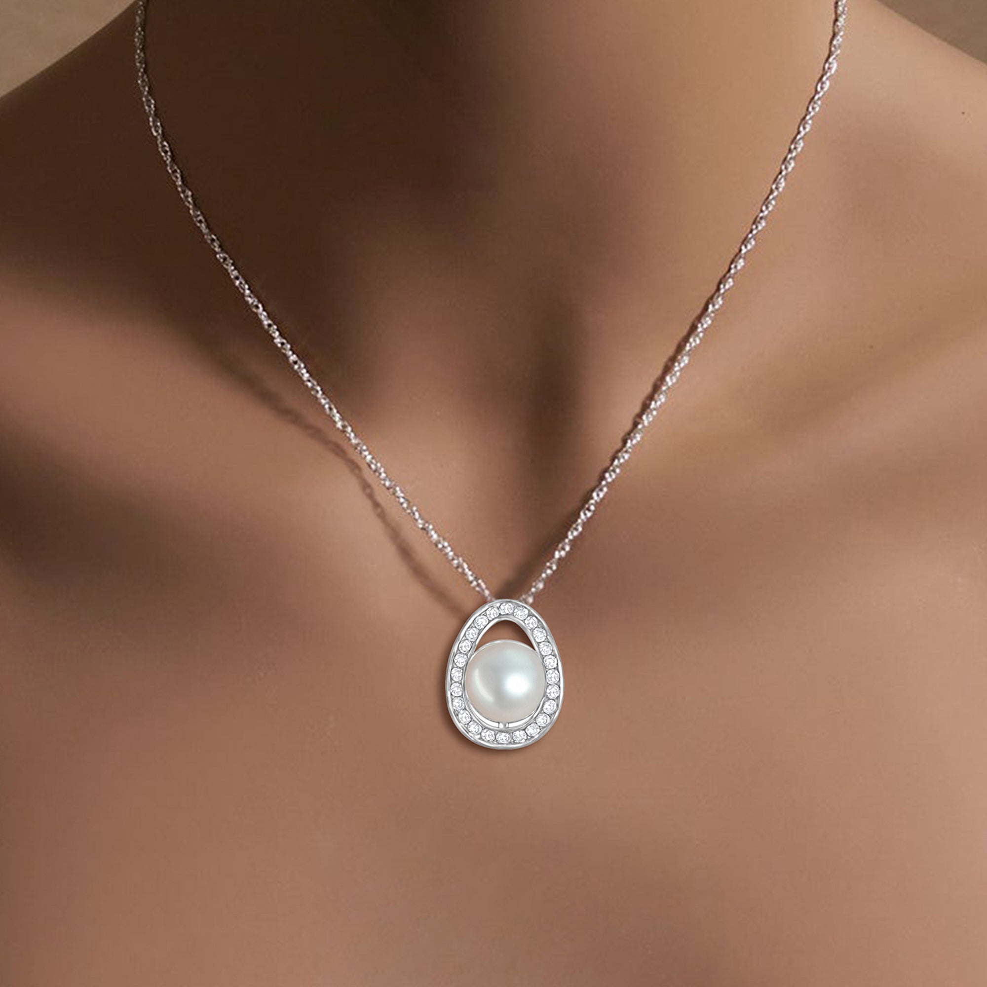 18k White Gold Necklace