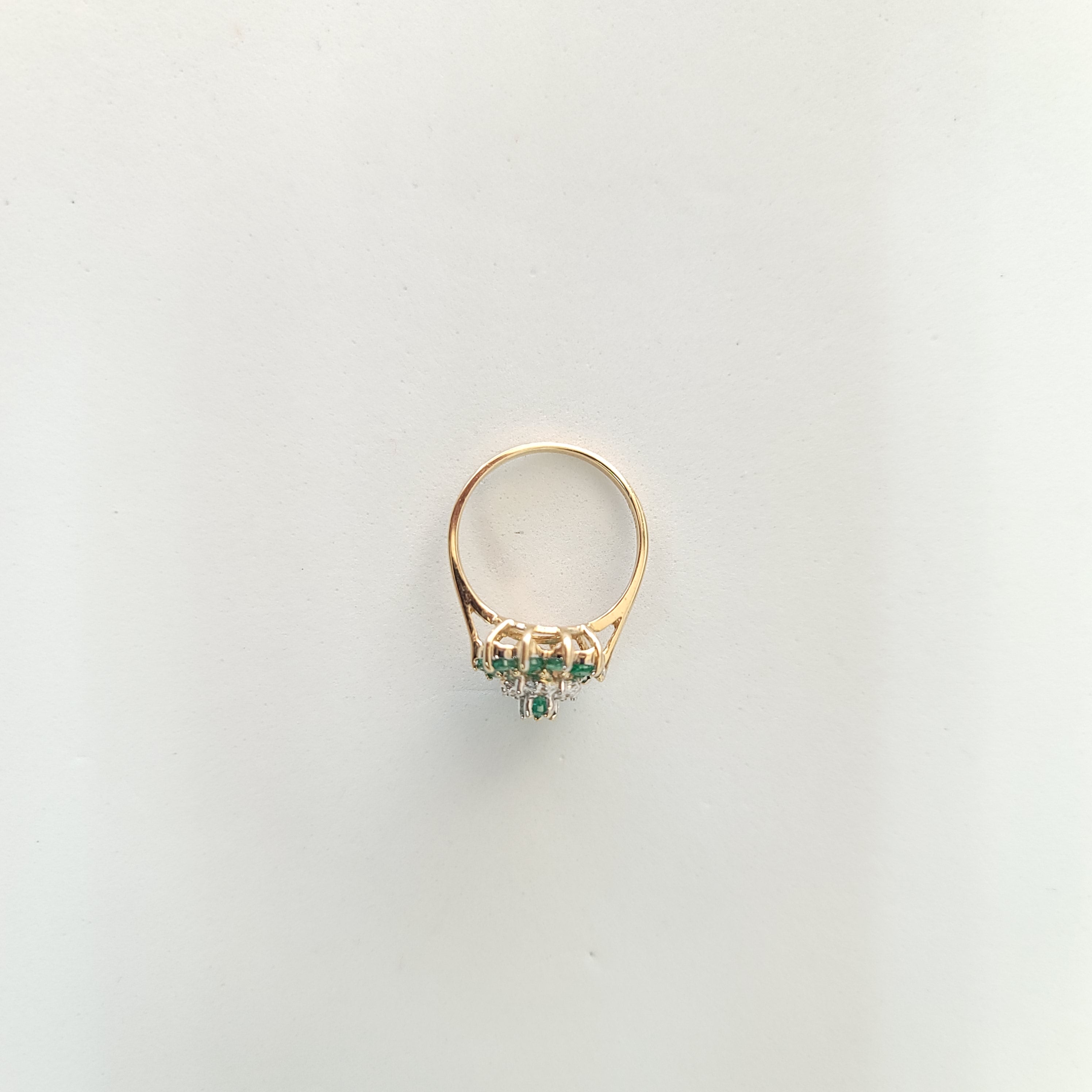 Emerald & Diamond Halo Flower Style Ring 1.00cttw 10k Yellow Gold