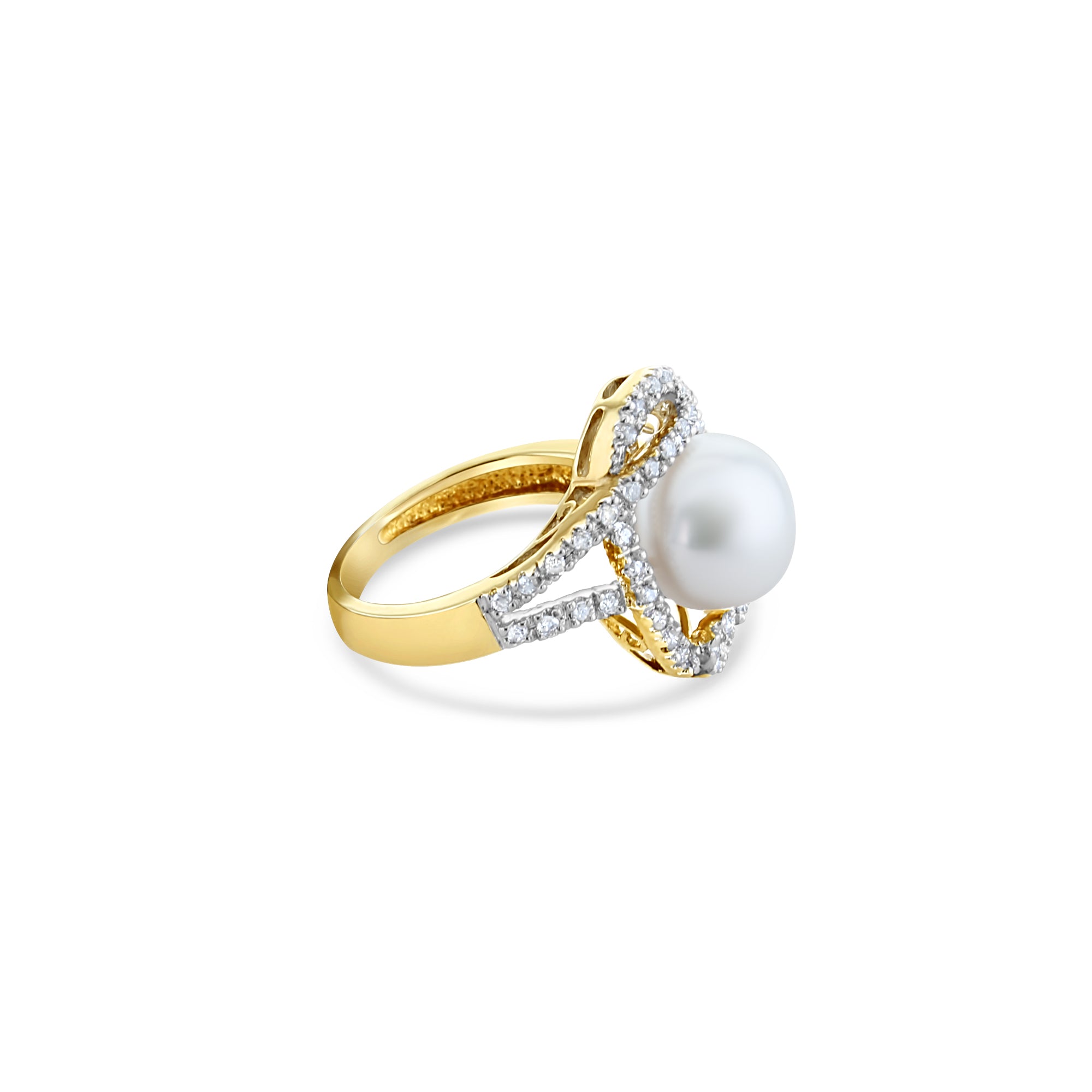 Anillo de diamantes con perla de agua dulce de 0,32 ct en oro amarillo de 14 k