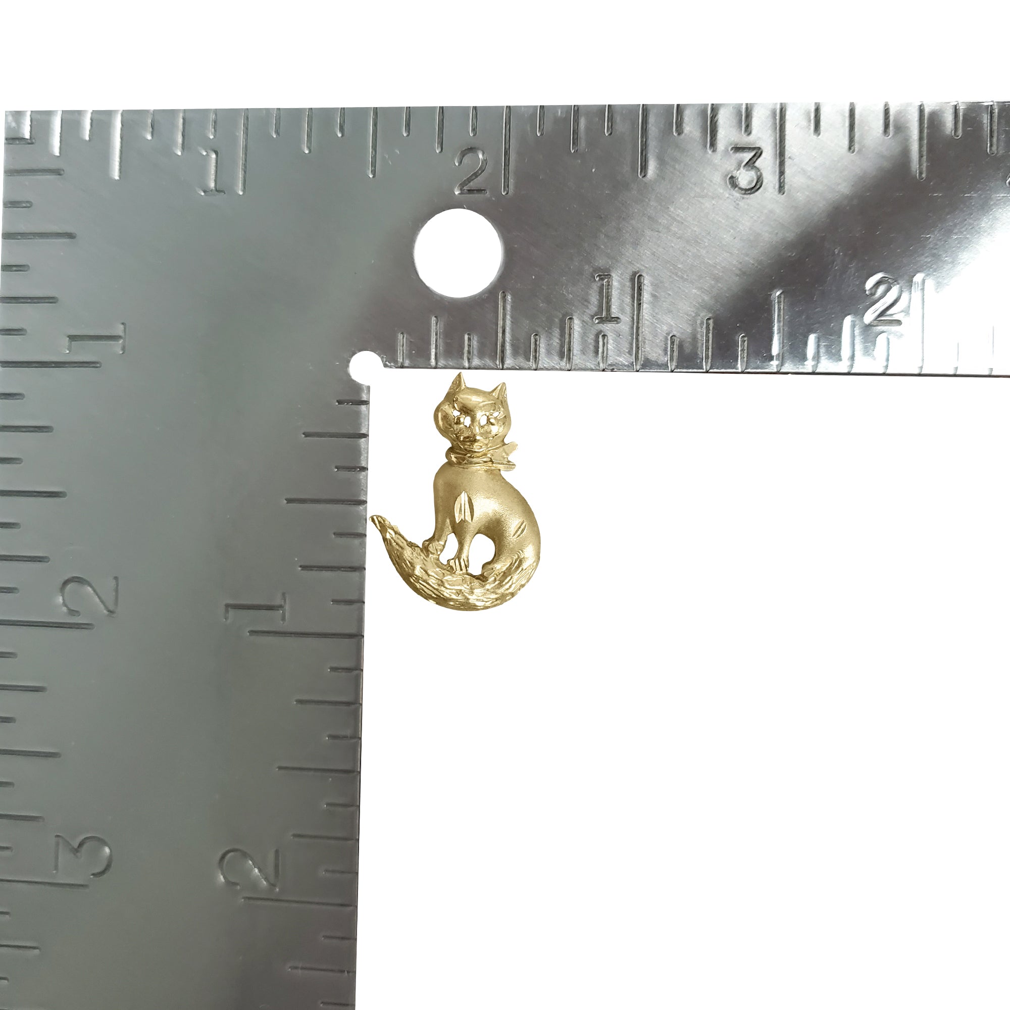 Cat Charm/Pendant with Diamond Cuts & Matte Finish 14k Yellow Gold