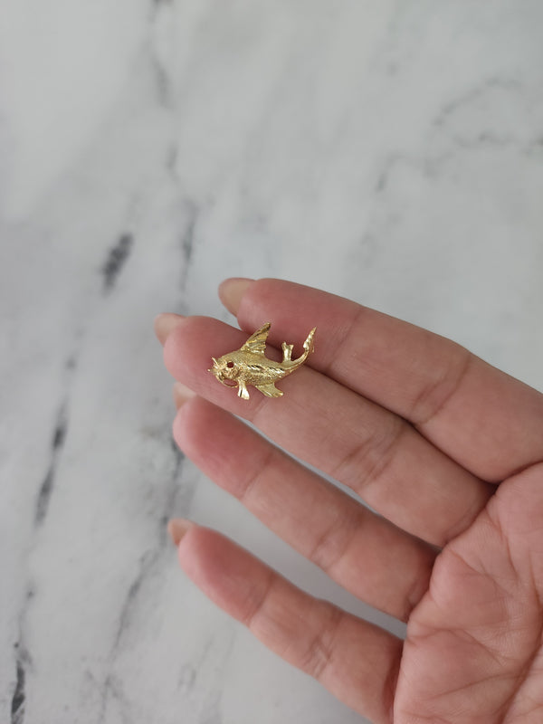 Sand Textured Fish Charm with Diamond Cuts 14k Yellow Gold