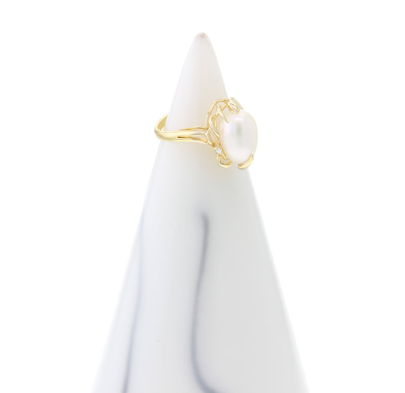 Egg Shaped Mother of Pearl Diamond Statement Ring 14k Yellow Gold