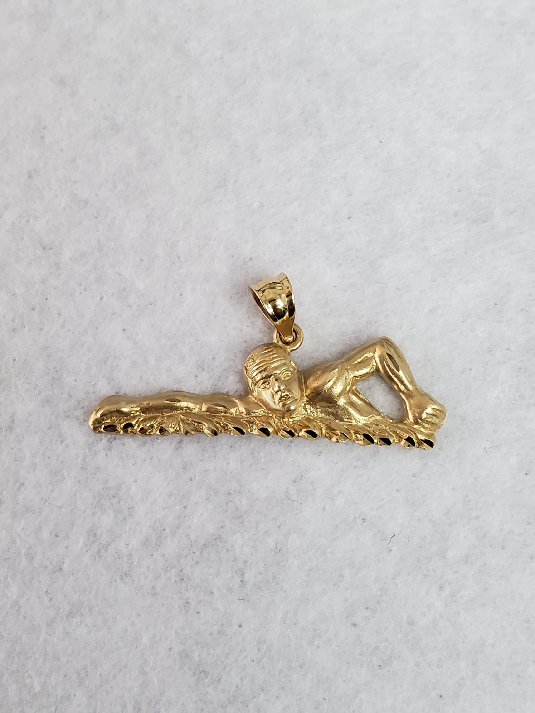 Swimmer with Diamnd Cuts Charm/Pendant 14k Yellow Gold