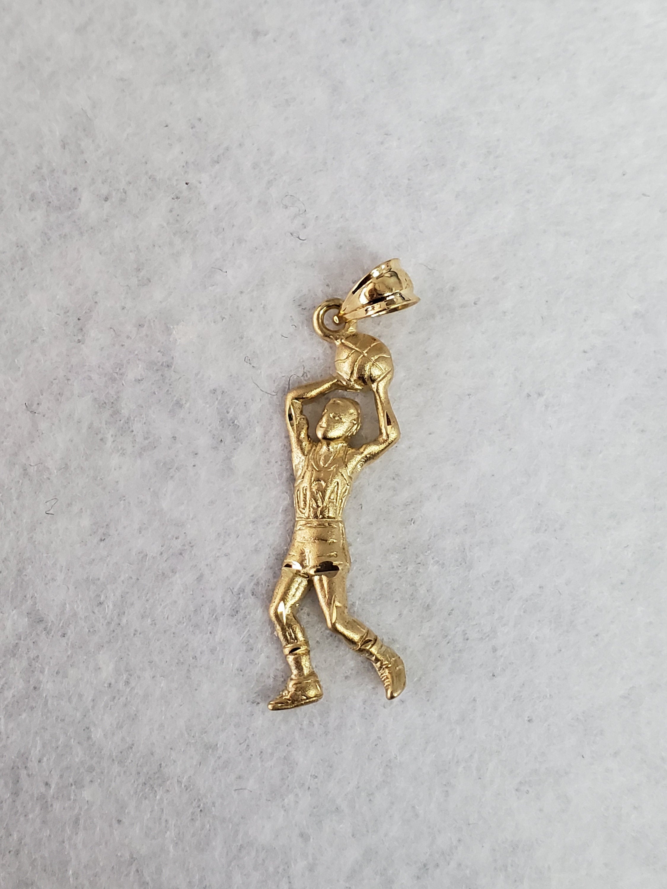 Basketball player with Diamond Cuts Charm/Pendants 14k Yellow Gold