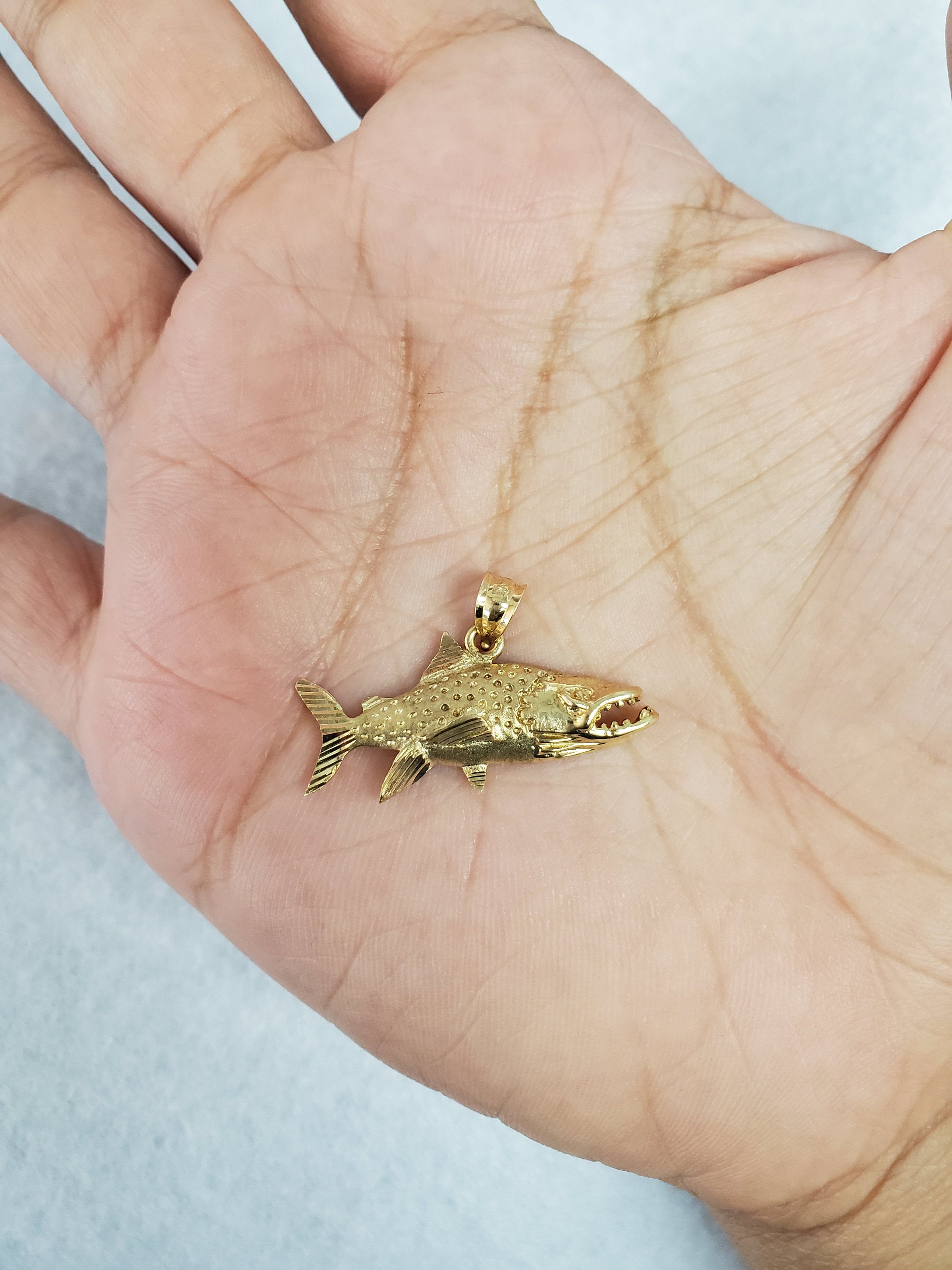 Fish with Diamond Cuts Charm/Pendant 14k Yellow Gold