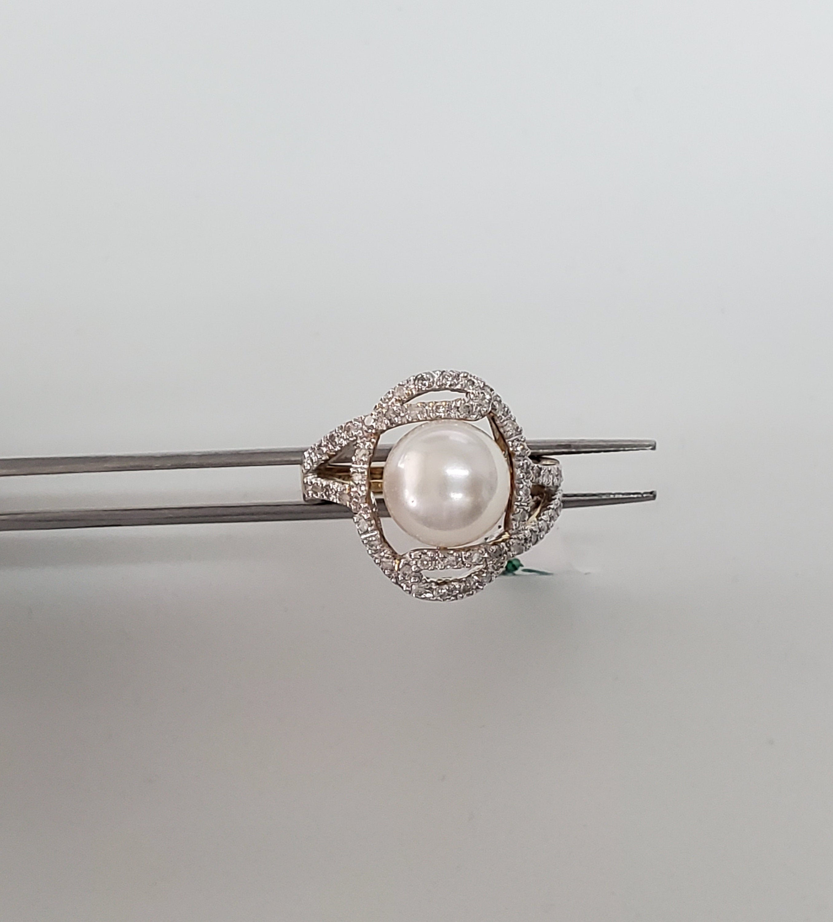 Freshwater Pearl Diamond Ring .32cttw 14k Yellow Gold