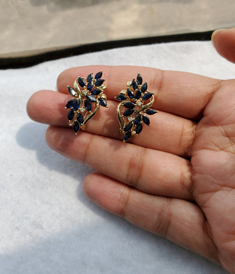 Stunning Cluster Floral Sapphire Earrings 2.05cttw 14k Yellow Gold