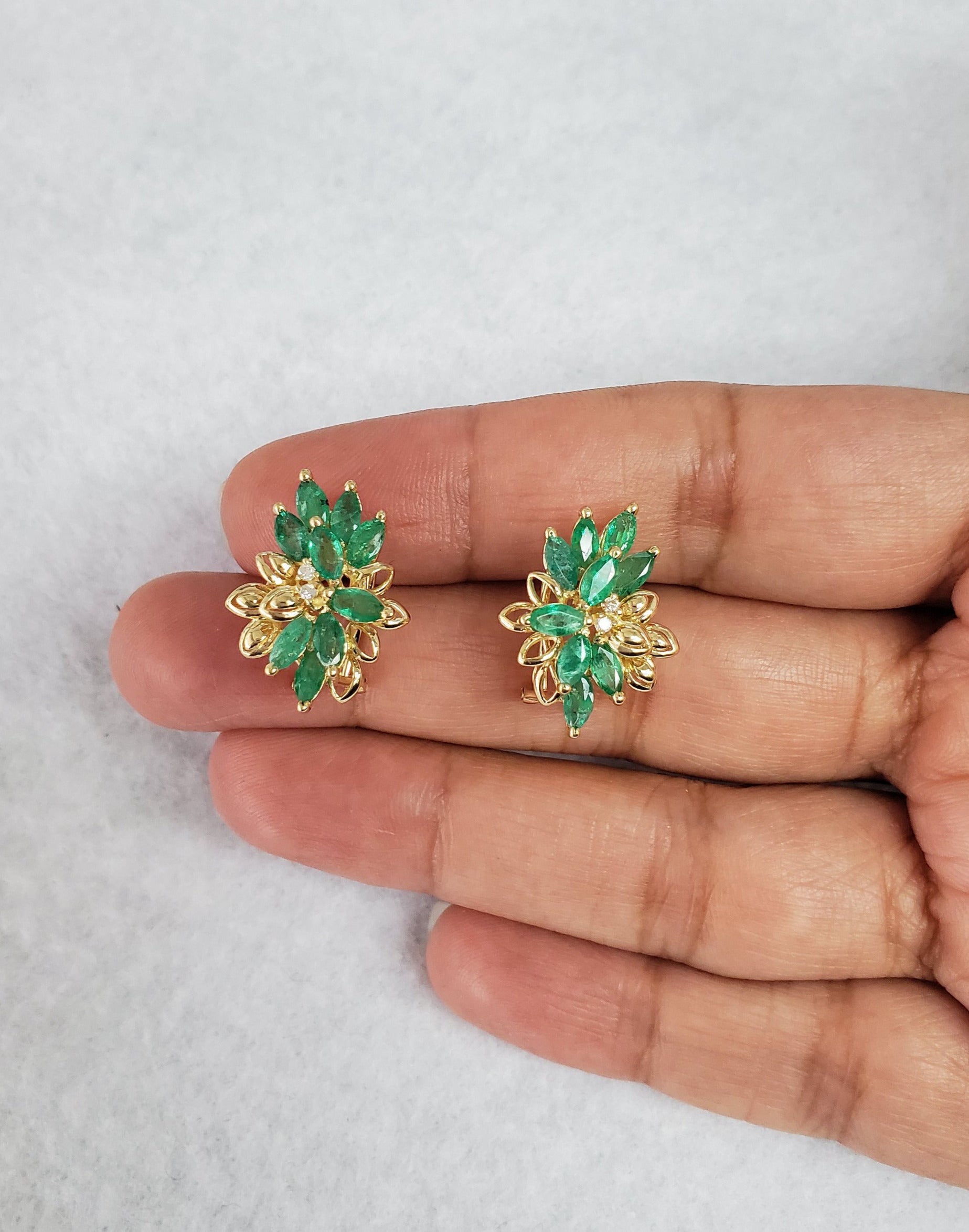 Stunning Cluster Emerald Earrings  14k Yellow Gold