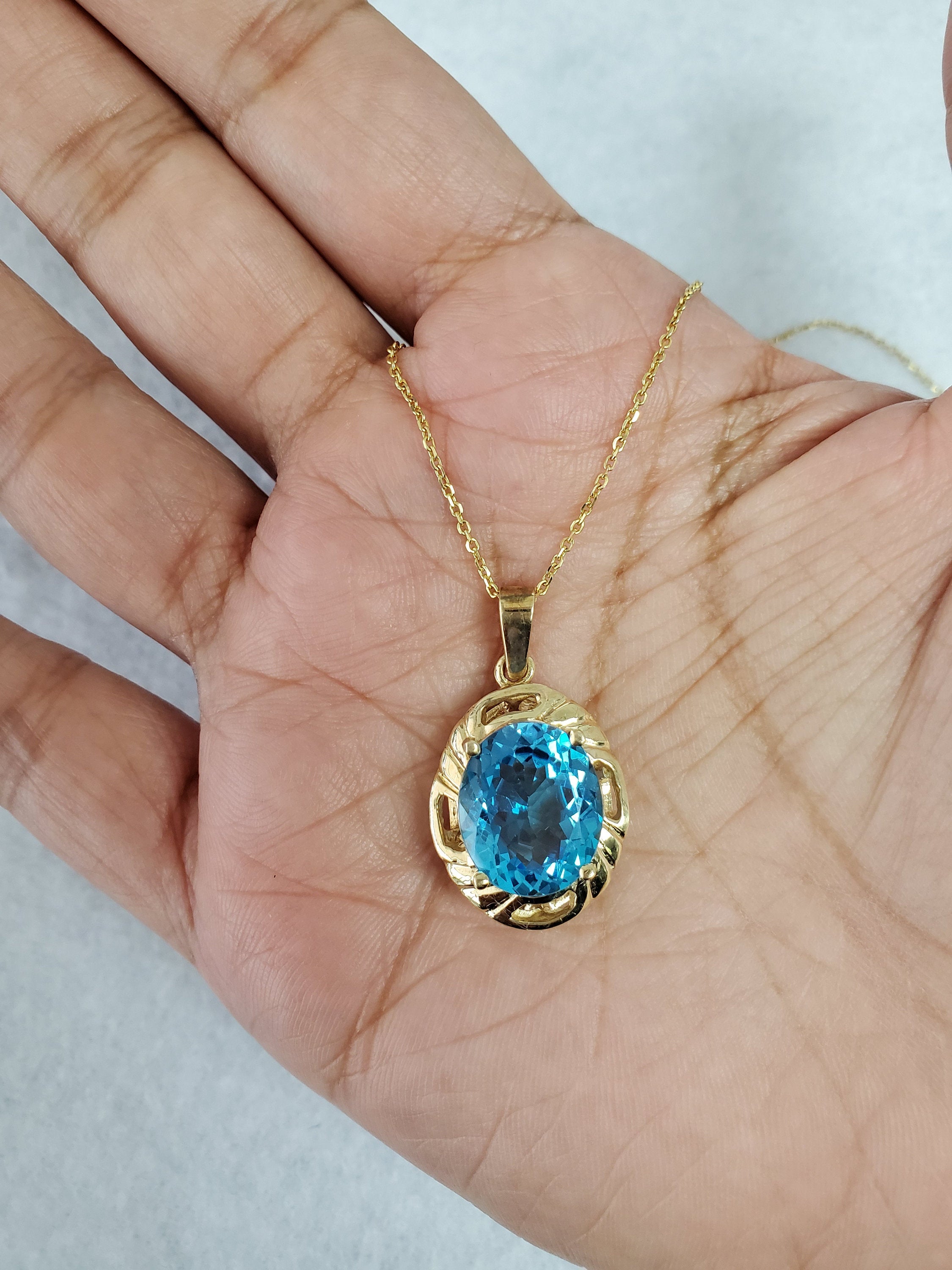 Sky Blue Topaz Pendant 8.21cttw 14k Yellow Gold